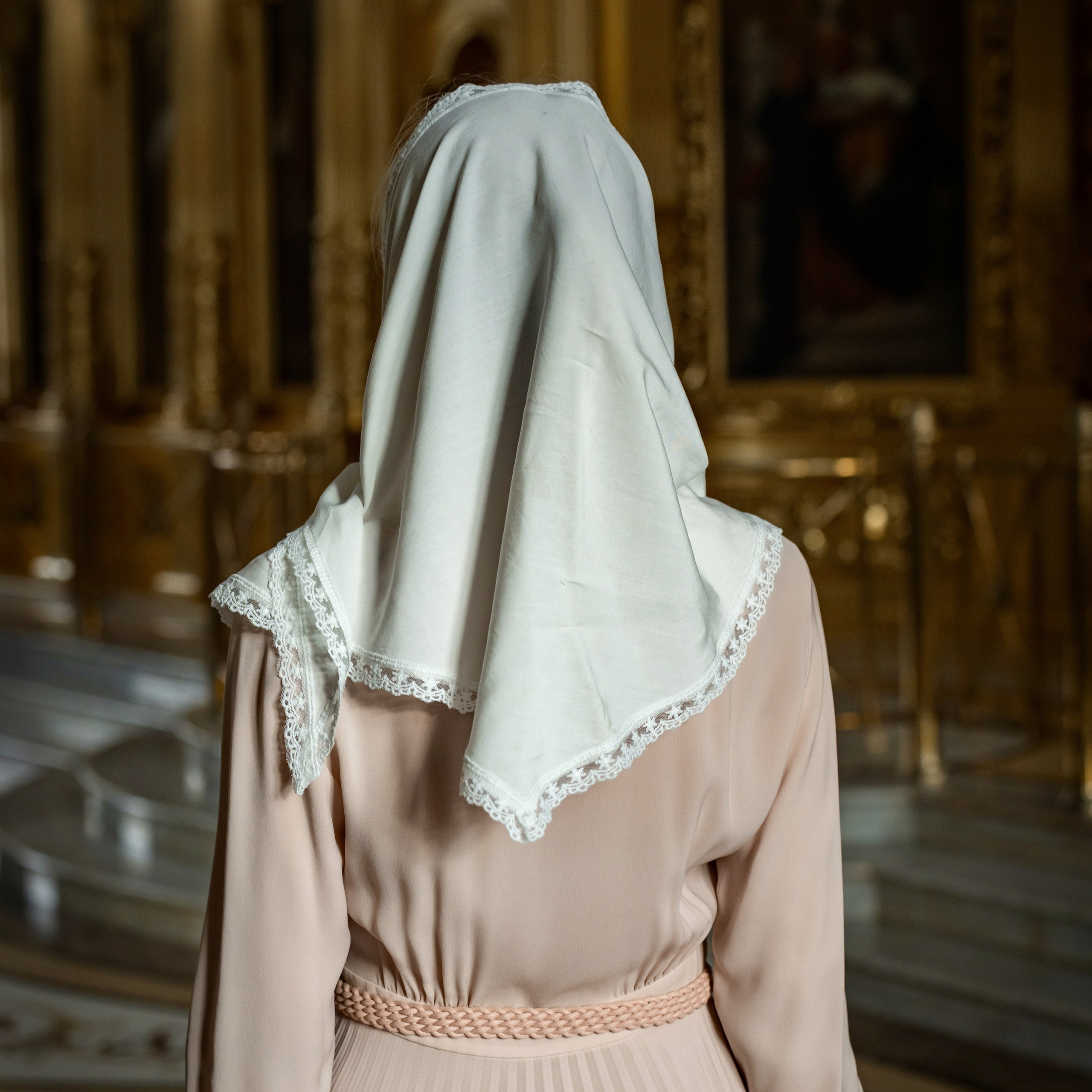 Украшение купели цветами в Туле. Фотограф на Крещение и Венчание в Туле, детский и семейный фотограф