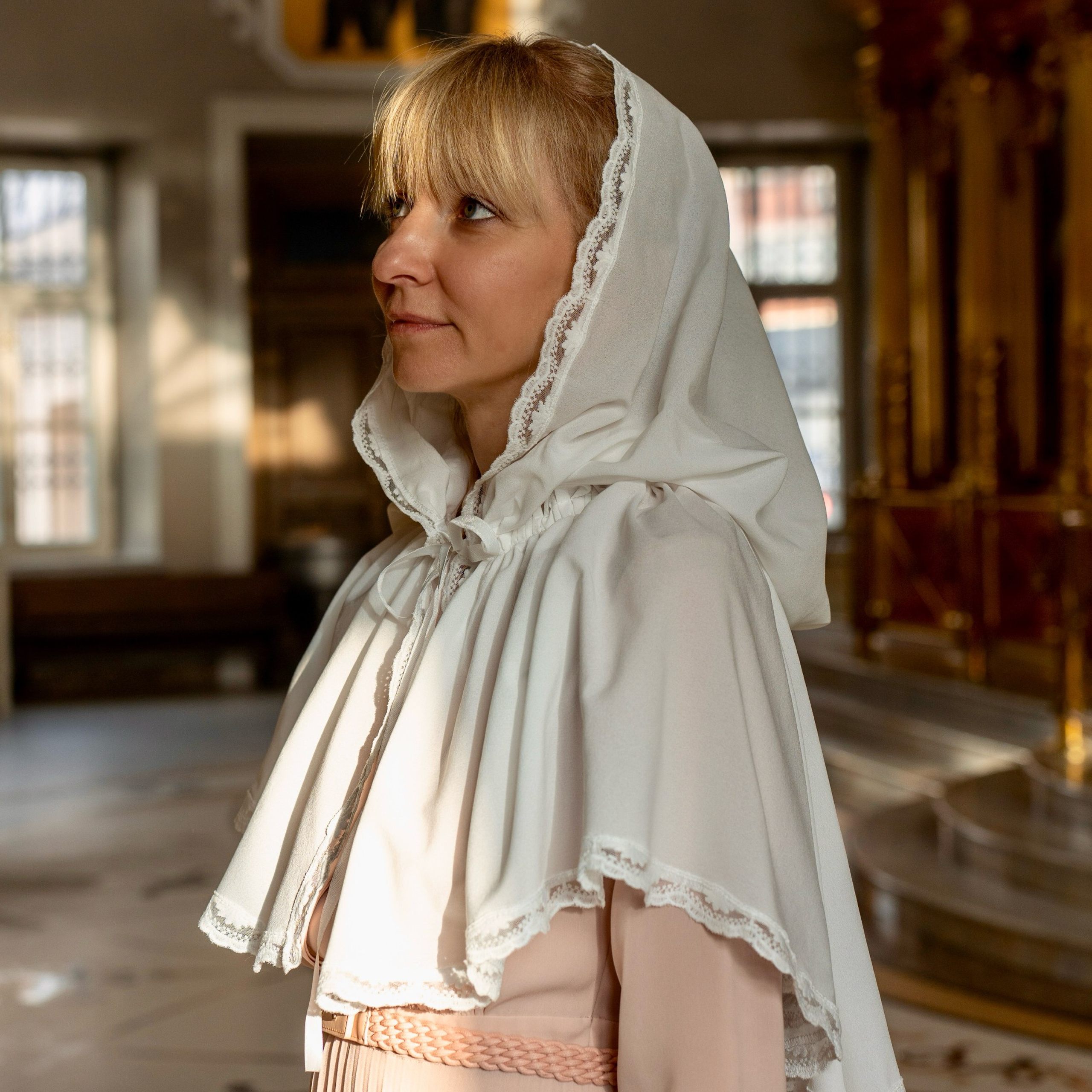 Украшение купели цветами в Туле. Фотограф на Крещение и Венчание в Туле, детский и семейный фотограф