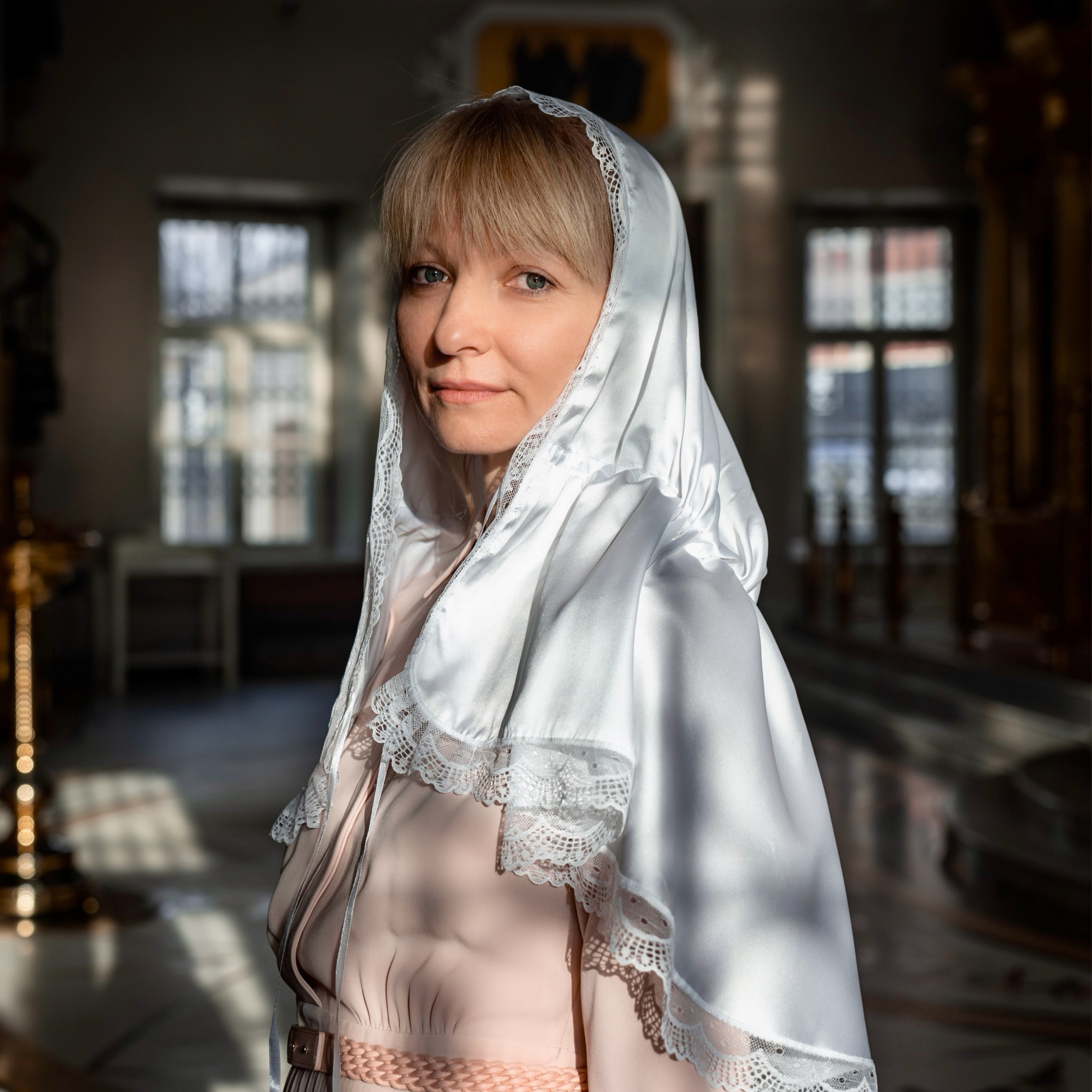 Украшение купели цветами в Туле. Фотограф на Крещение и Венчание в Туле, детский и семейный фотограф