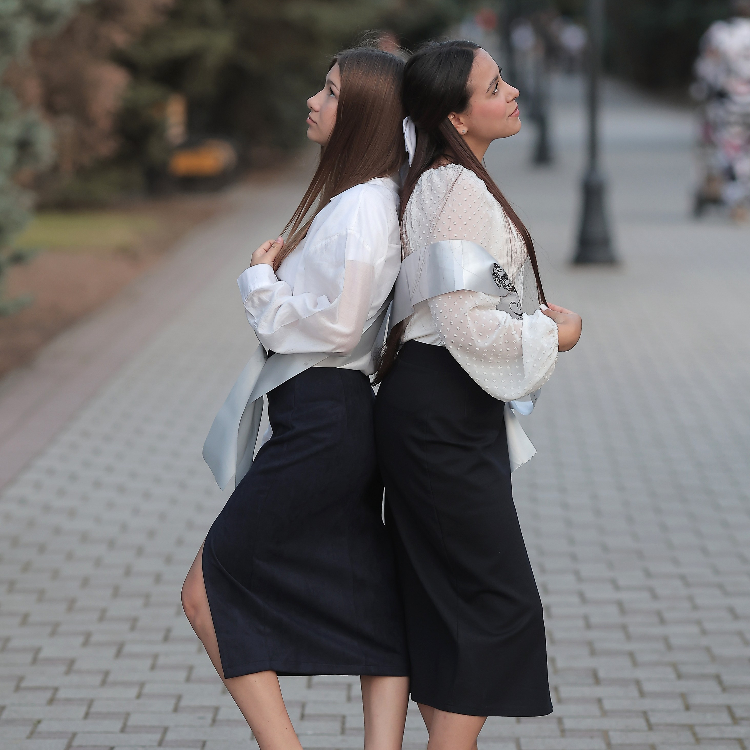 Кадры с фотосессии на выпускной альбом. 9 кл 5 шк Белая Глина. Фотограф Матвиенко Сергей. Выпускные альбомы. Свадьбы