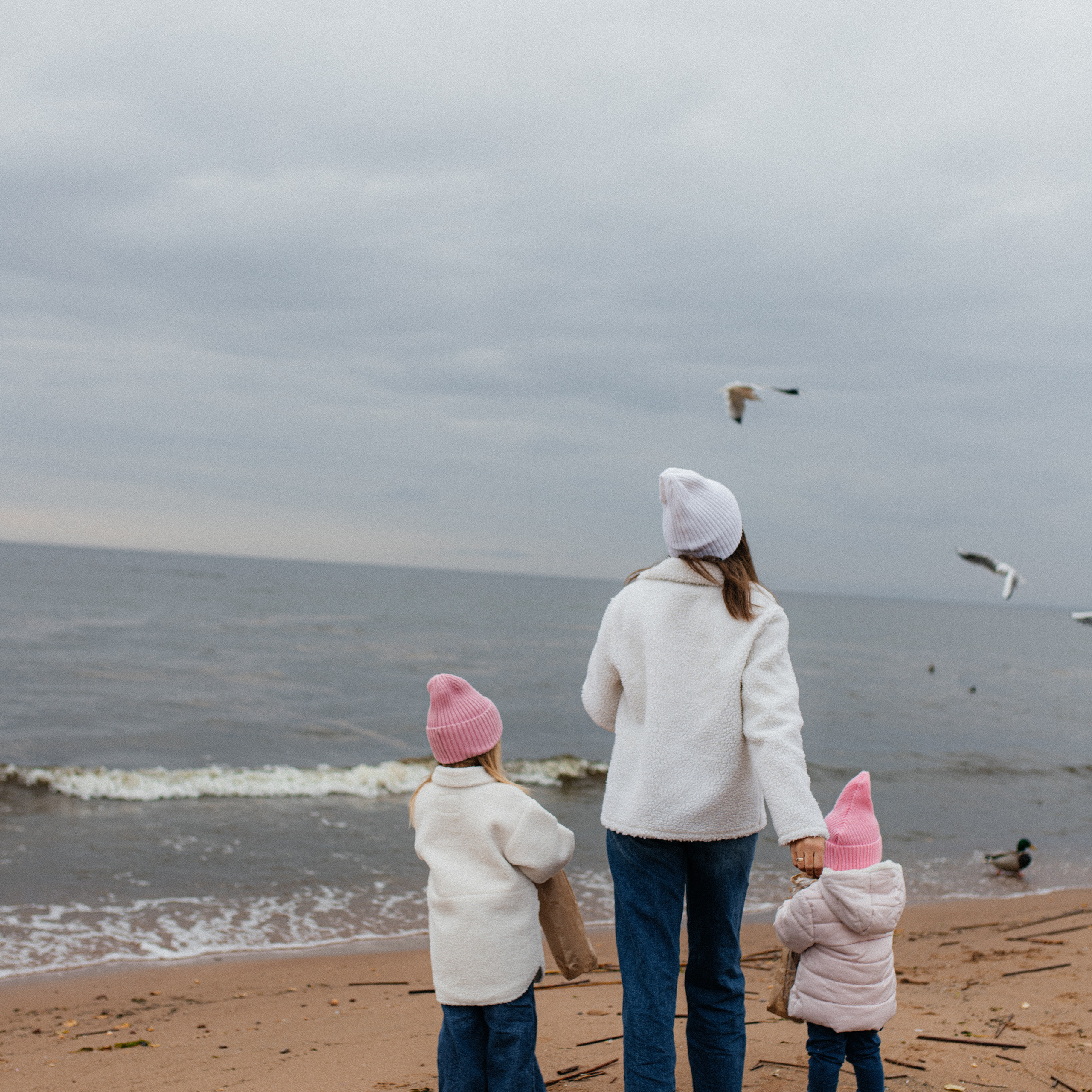 Катя, Стеша и Еся