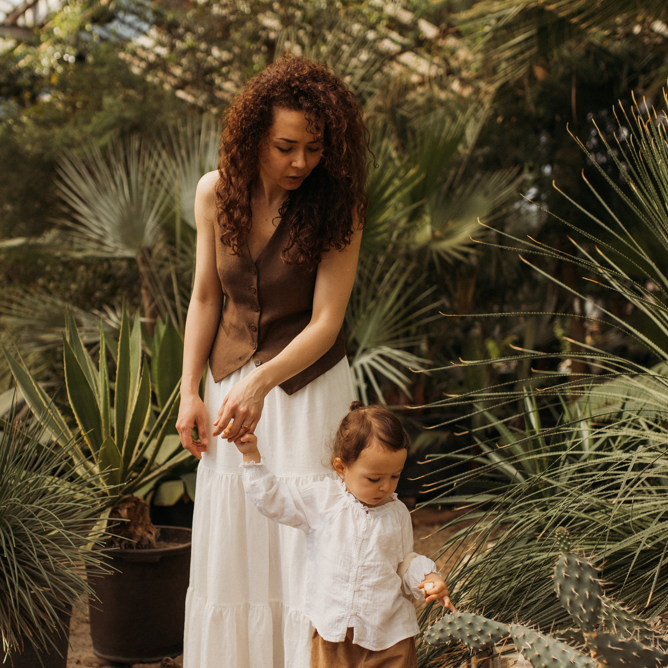 Зарина и&nbsp;София съемка в&nbsp;оранжерее