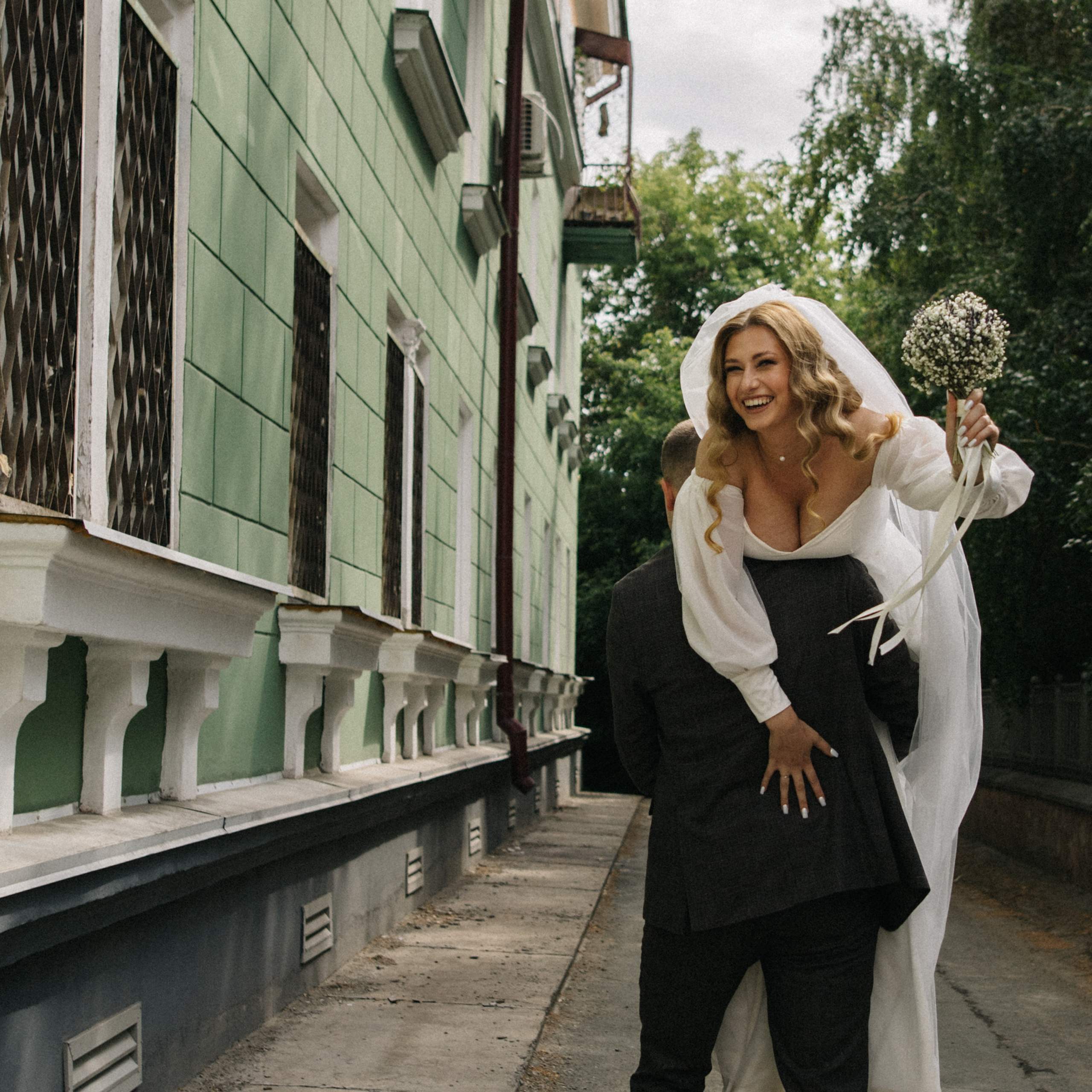 Анонсы свадебных дней. Свадебный и женский фотограф