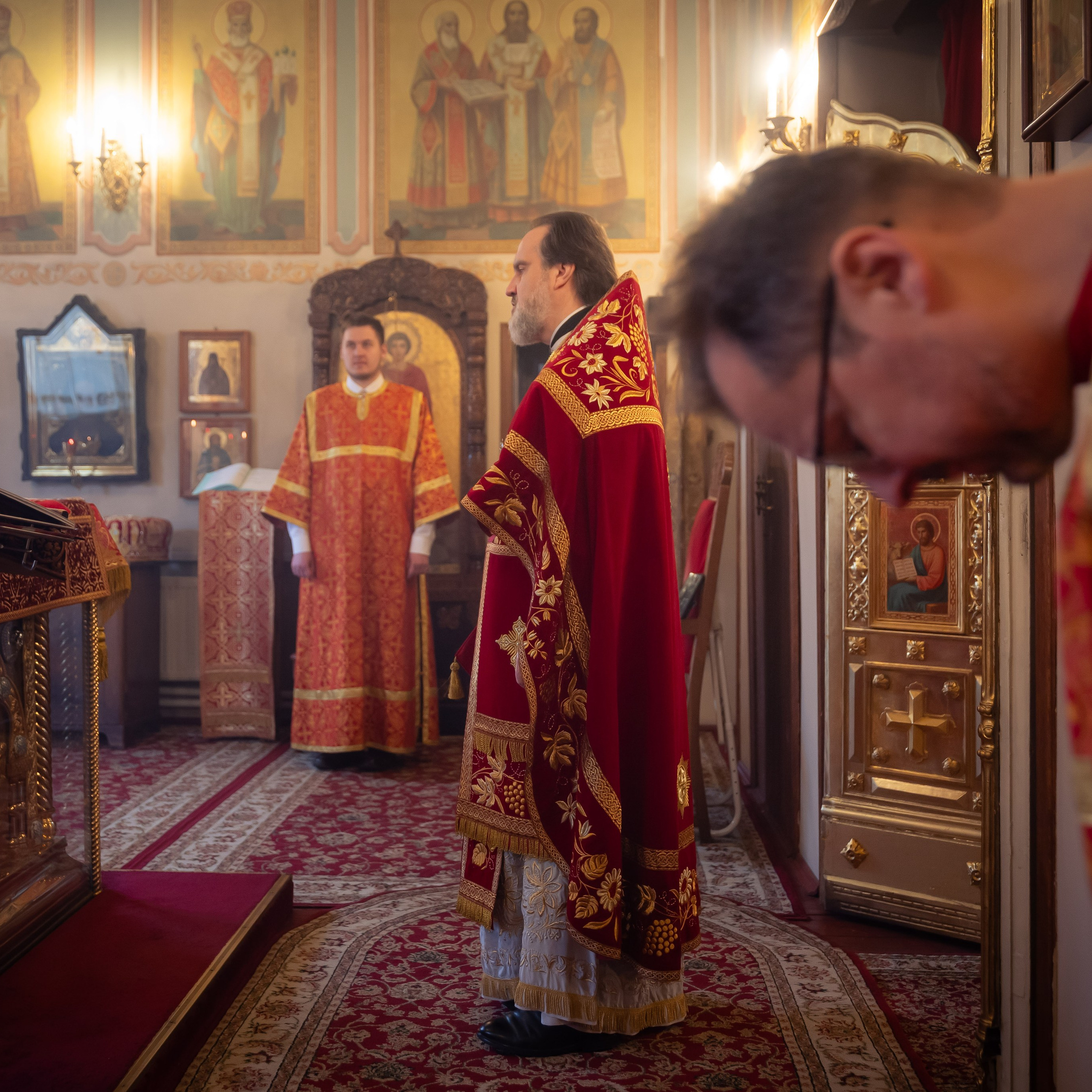 Антон и Татьяна Денисенко — В храме