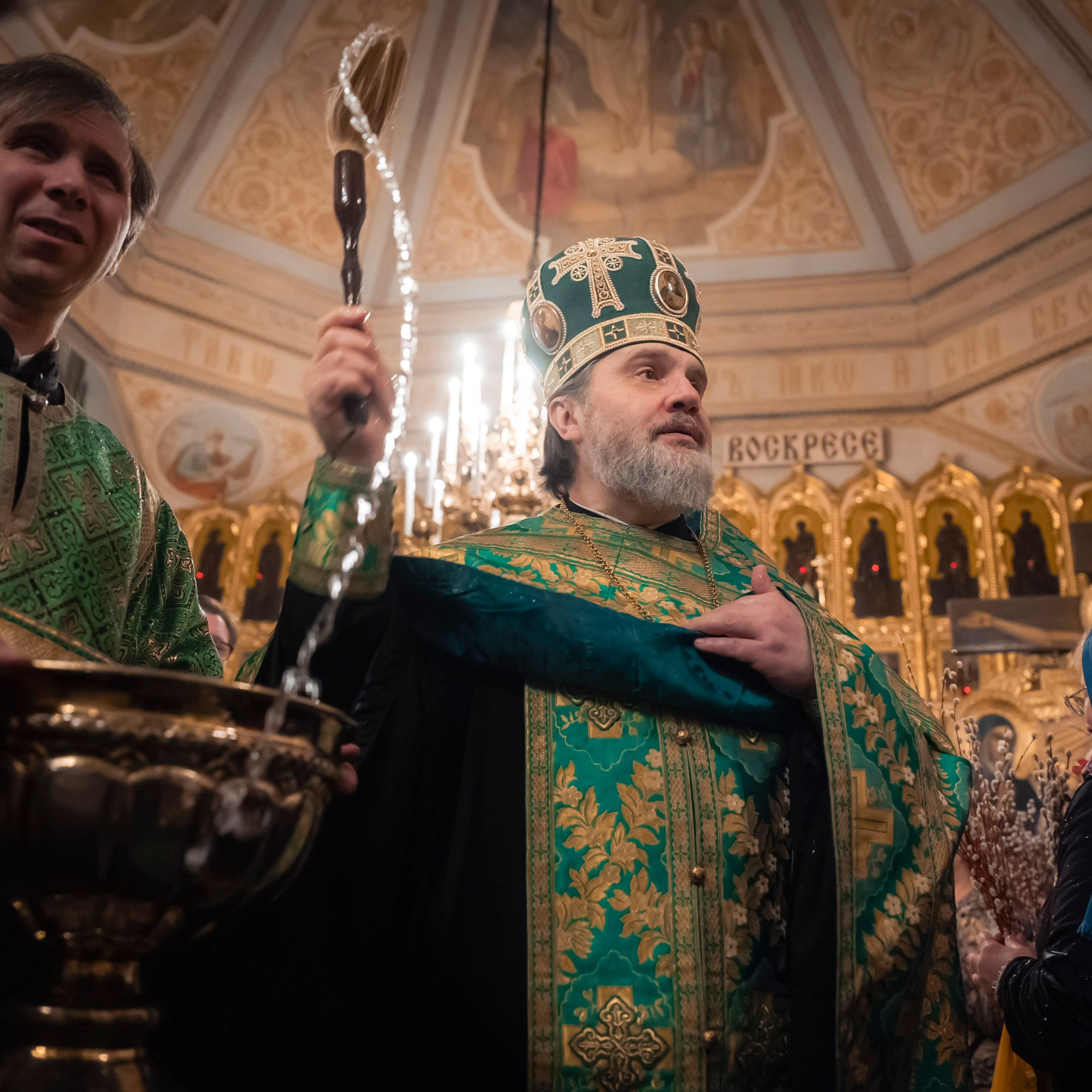 Антон и Татьяна Денисенко — В храме