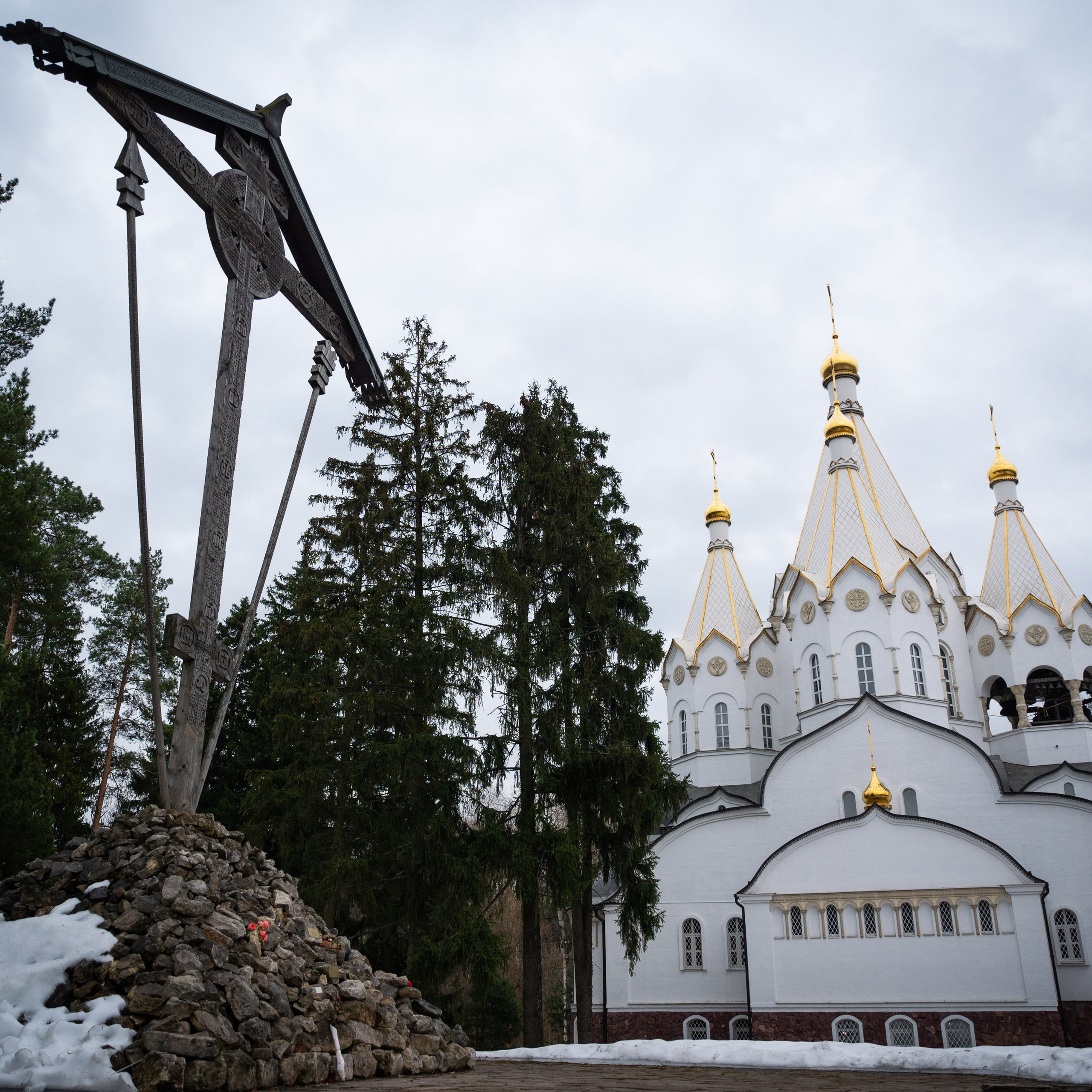 Антон и Татьяна Денисенко — В храме