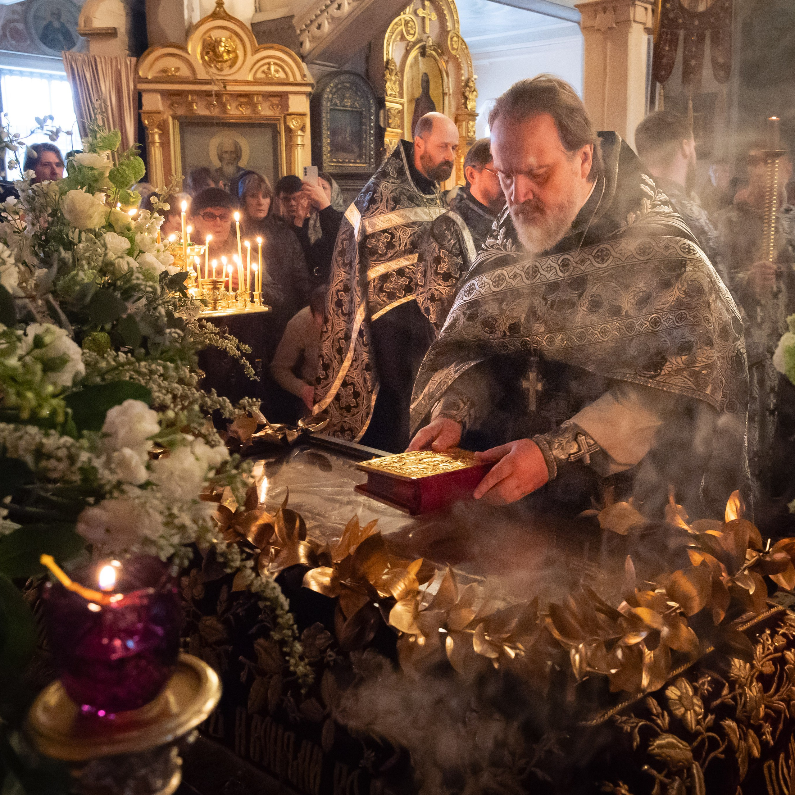 Антон и Татьяна Денисенко — В храме