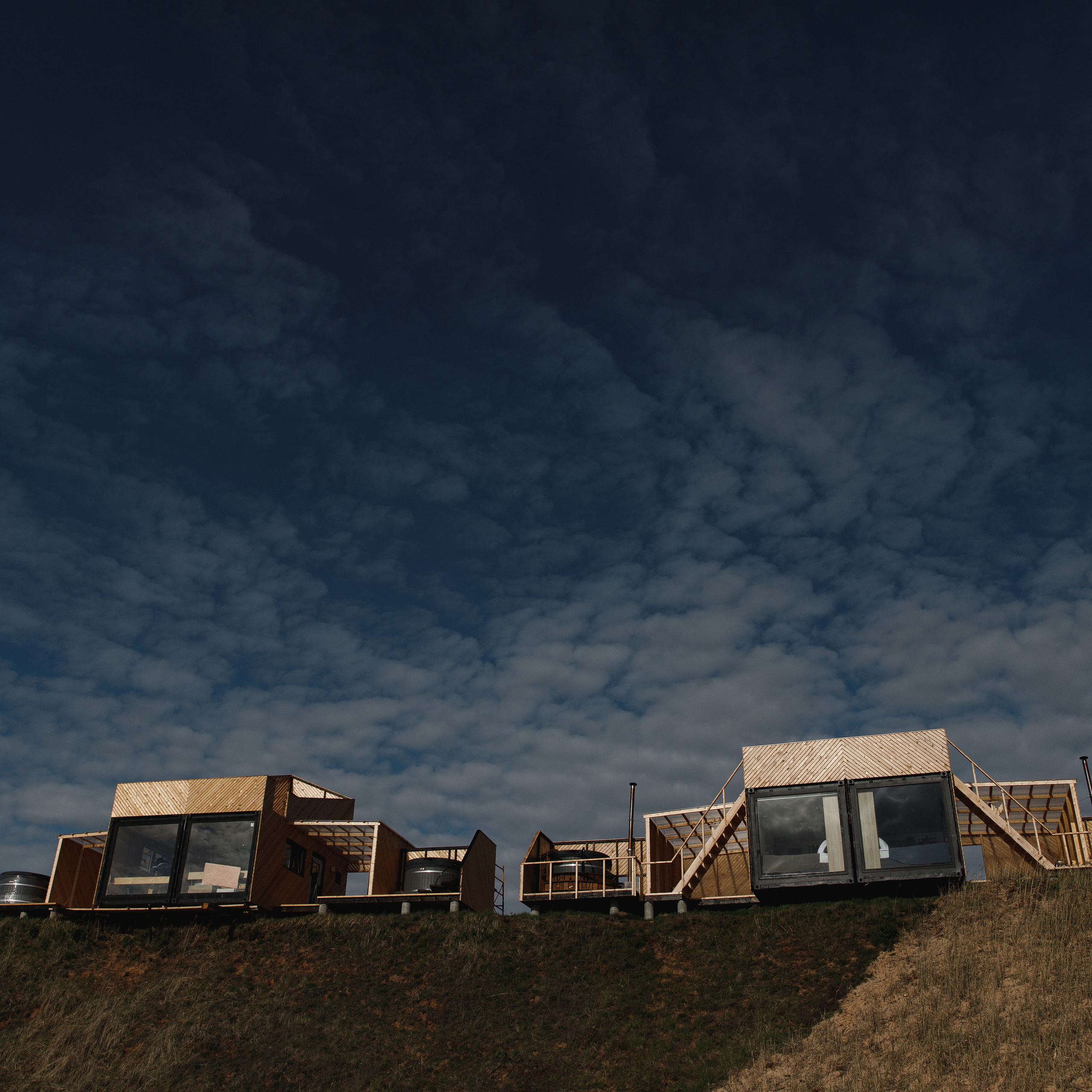 Миша и Кристина, Peski glamp