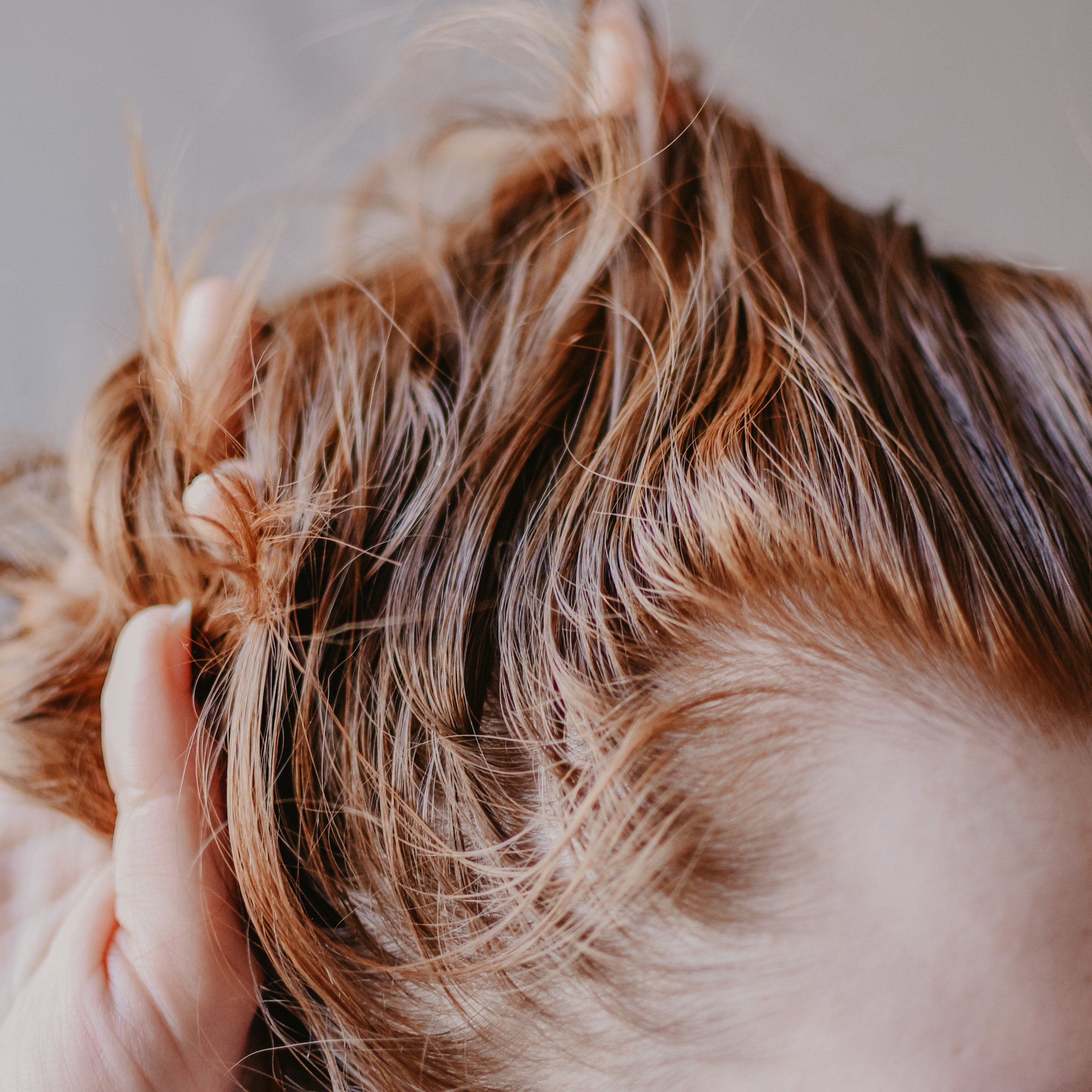 Рыжая девушка