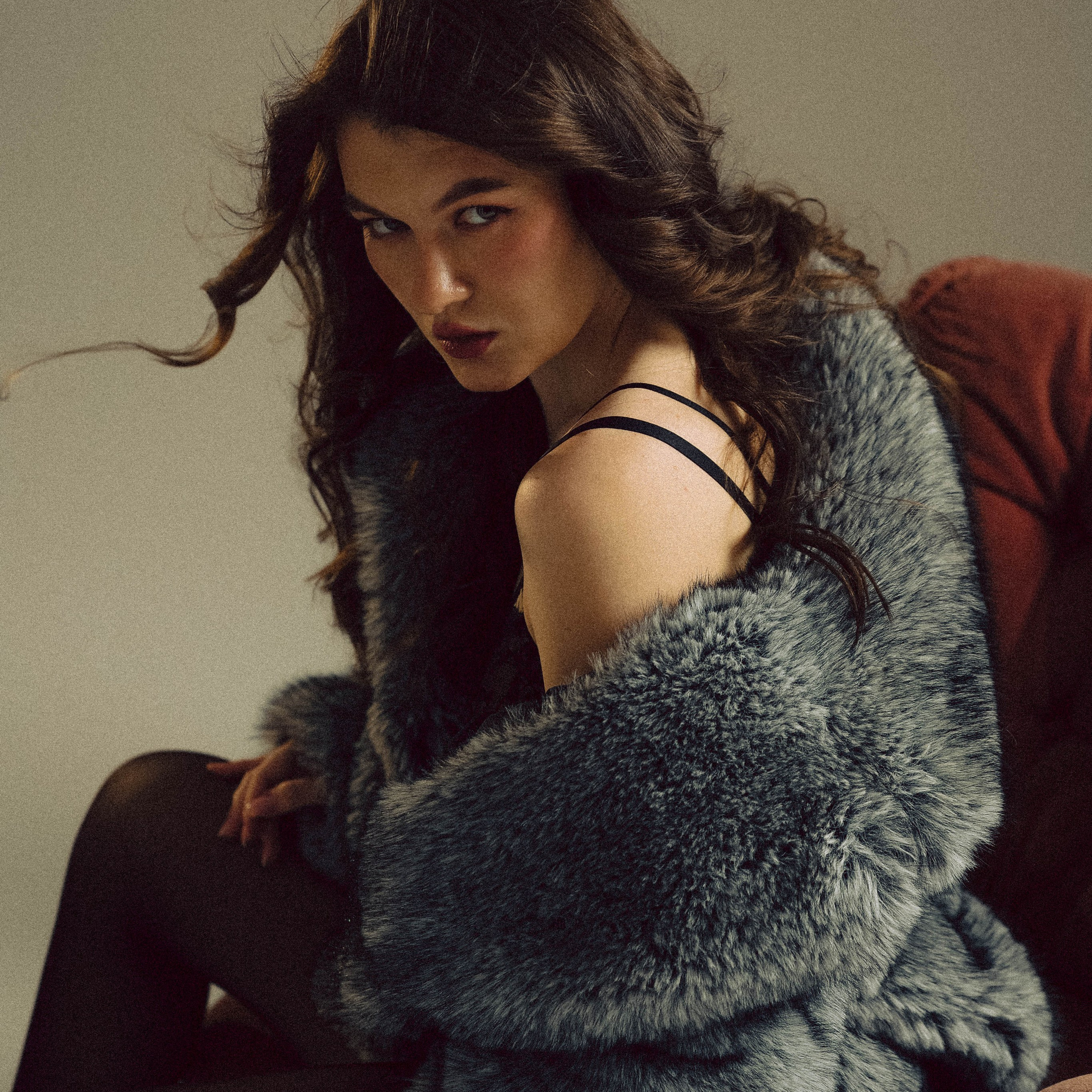 Юля. Мансарда