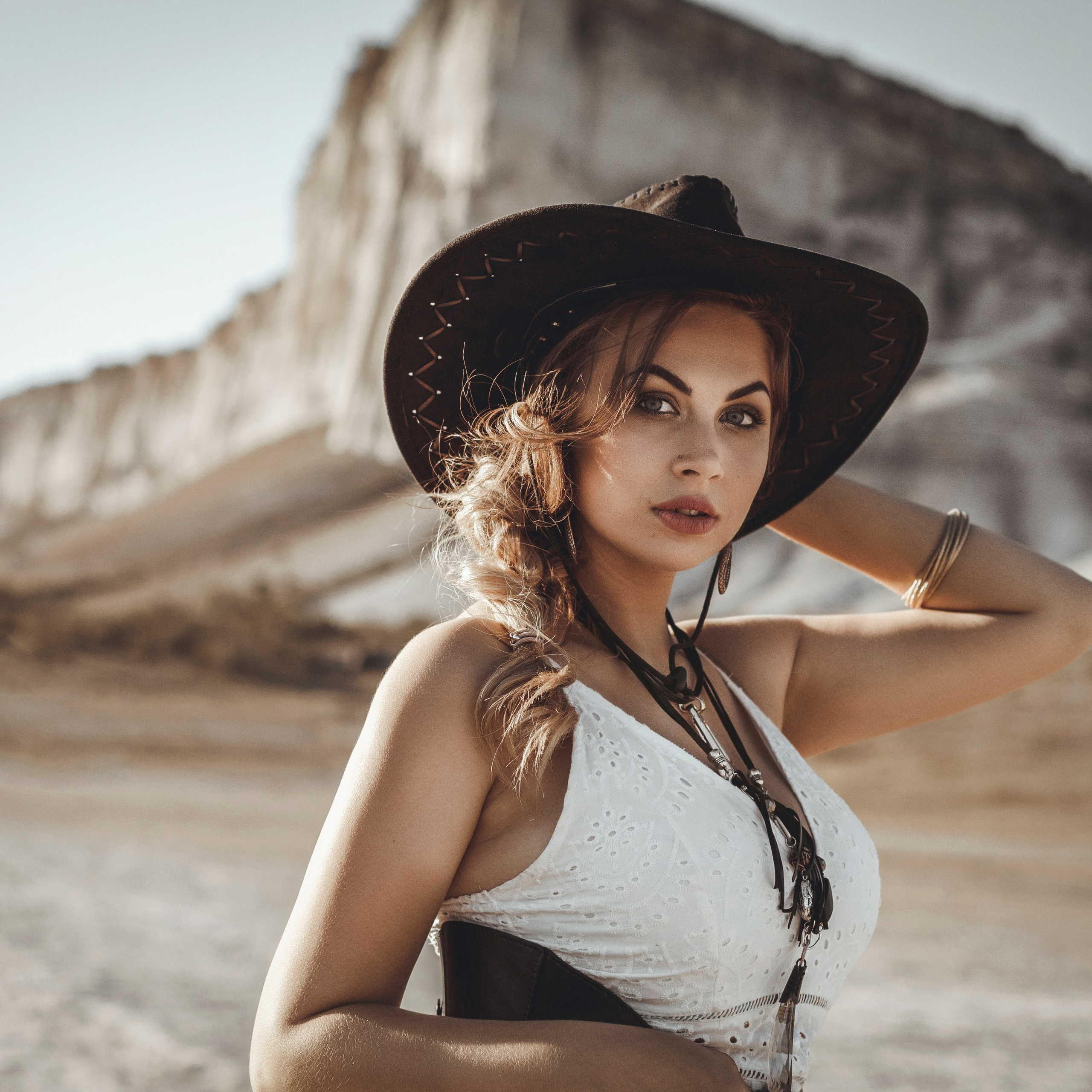 Алина Белая Скала