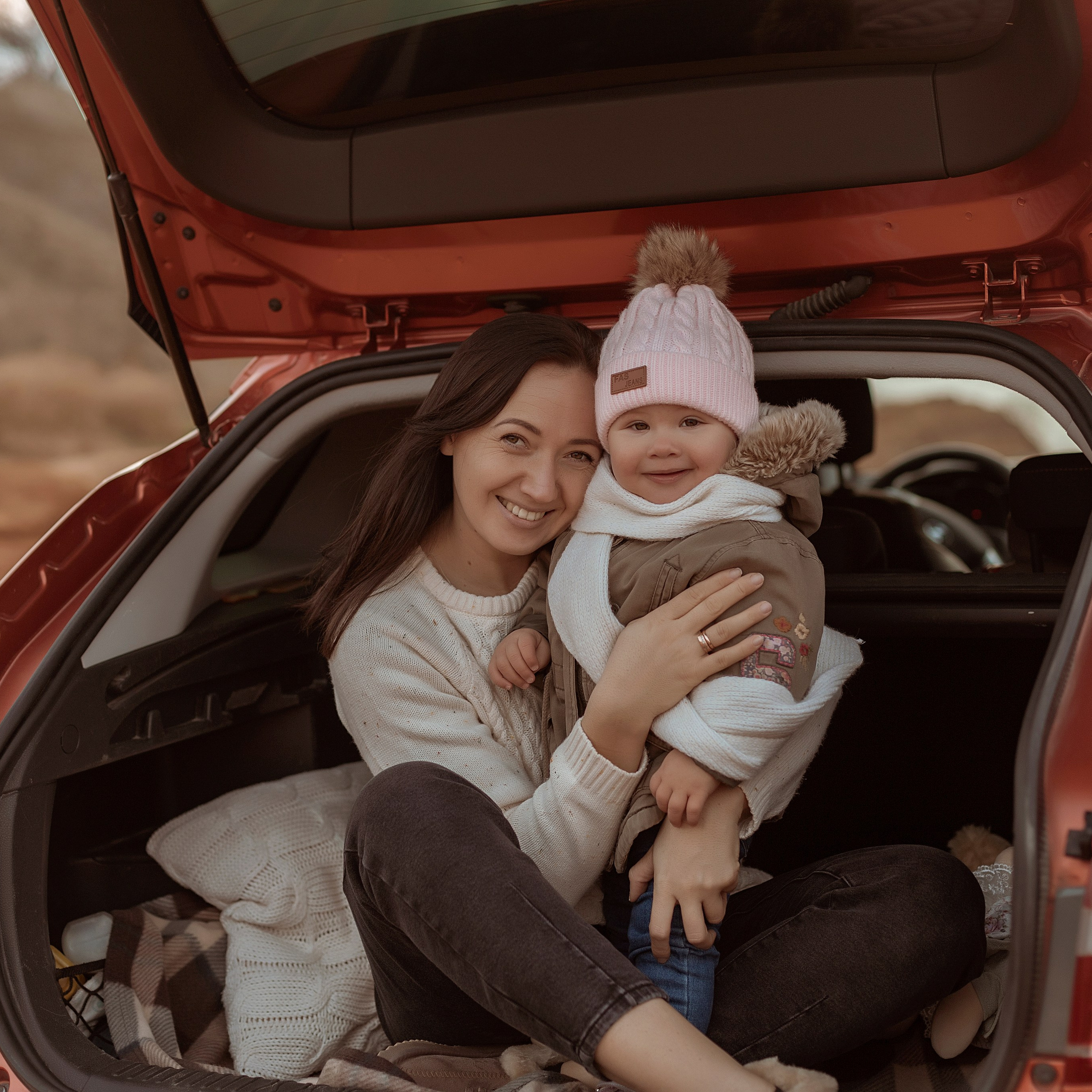 Настя и Амина