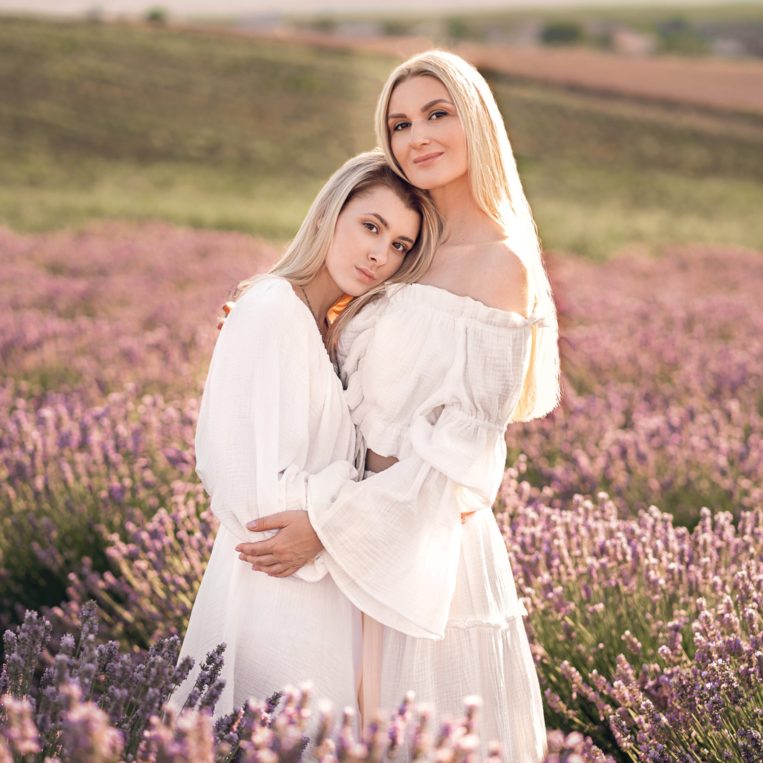 Фотоистория «Мамы» в лавандовом поле