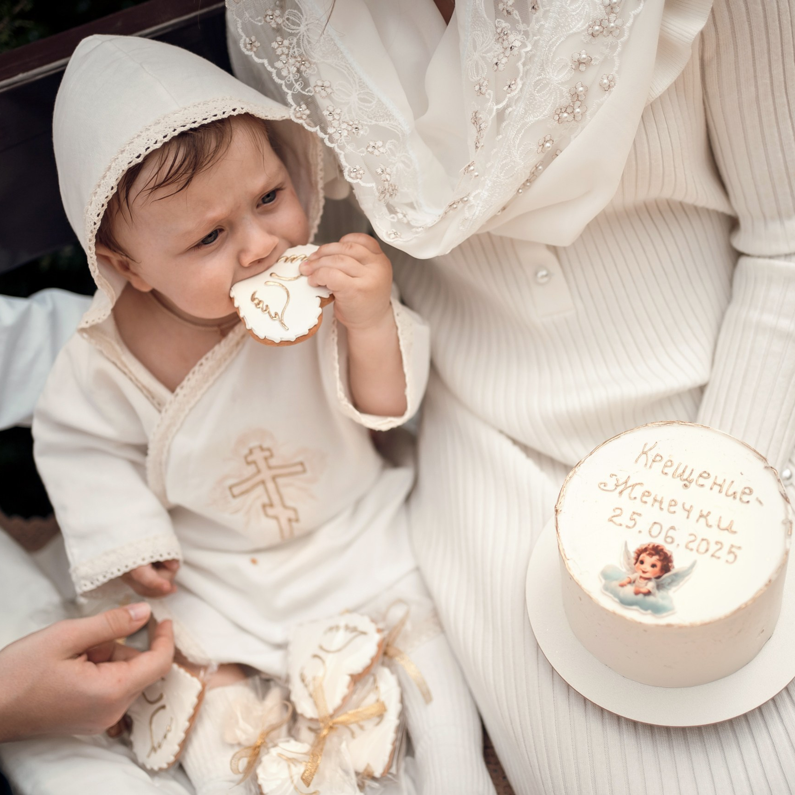 Крещения в храме Прп. Сергия Радонежского с. Орлиное, слайд ролик из фото