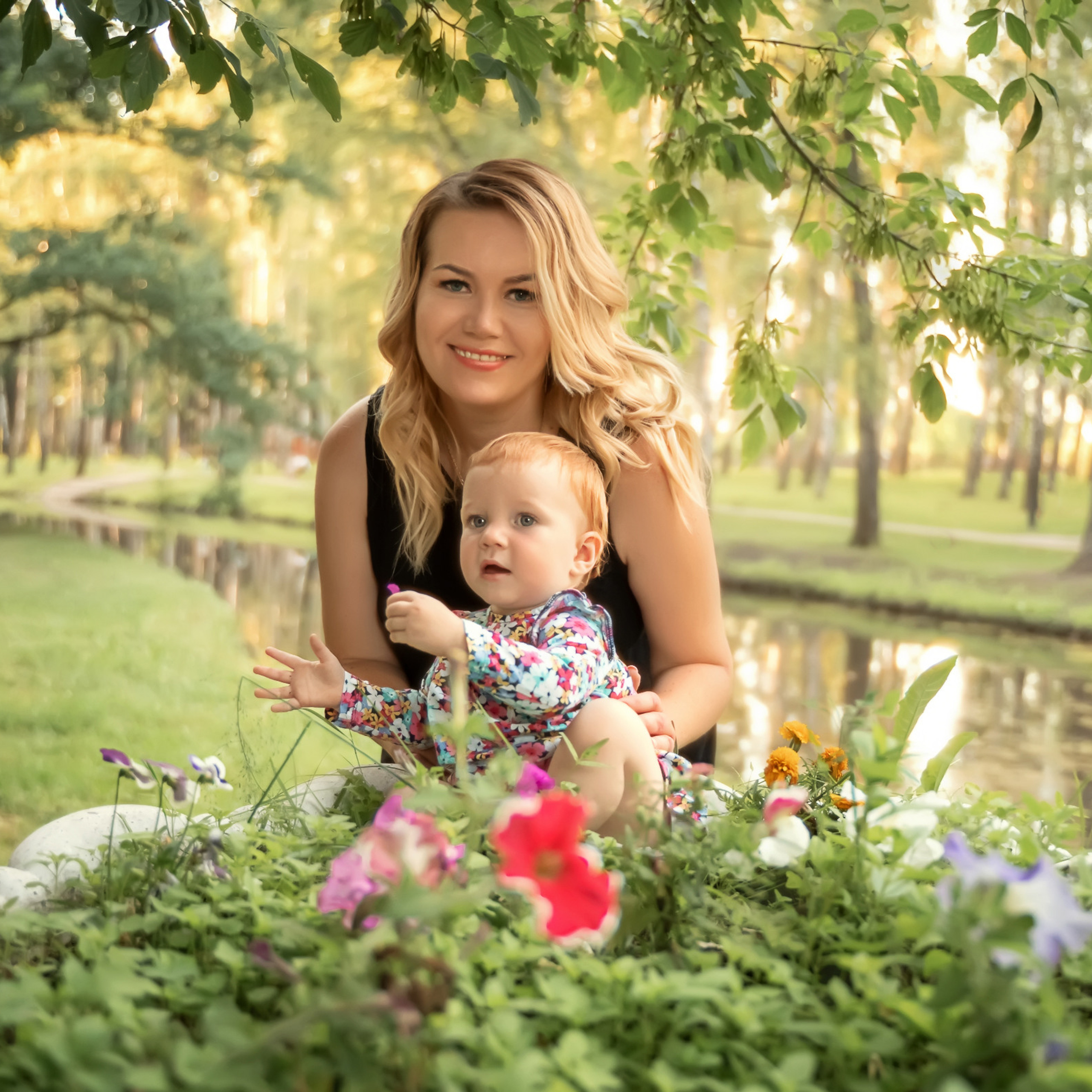 Летняя прогулка семьи