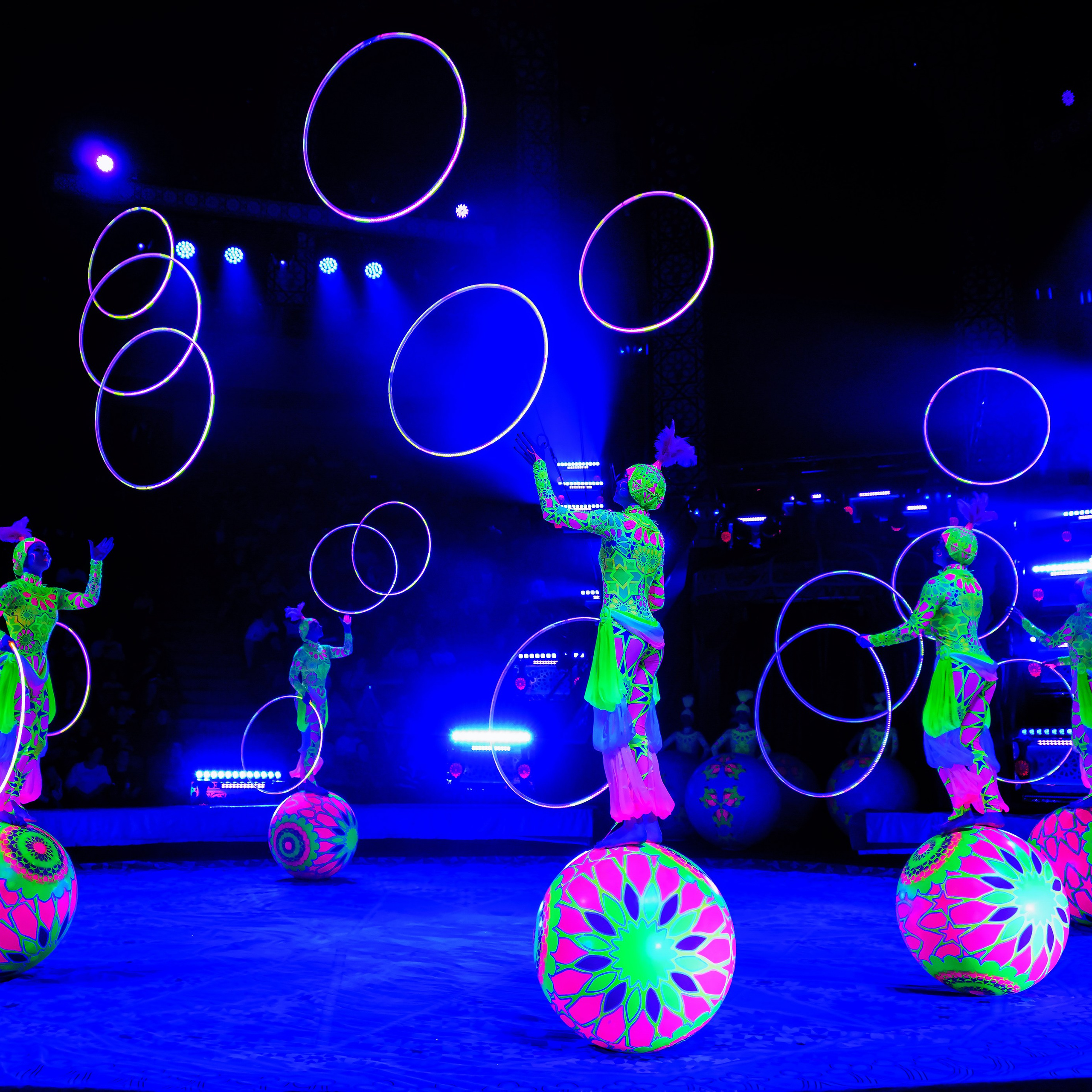 Песчаная сказка Гии Эрадзе — волшебное шоу 🎪, которое должен увидеть каждый, кто ценит красоту🌹, талант 🎭 и умение мечтать 💫. Цирковой фотограф Андрей Пухов (Jazz)