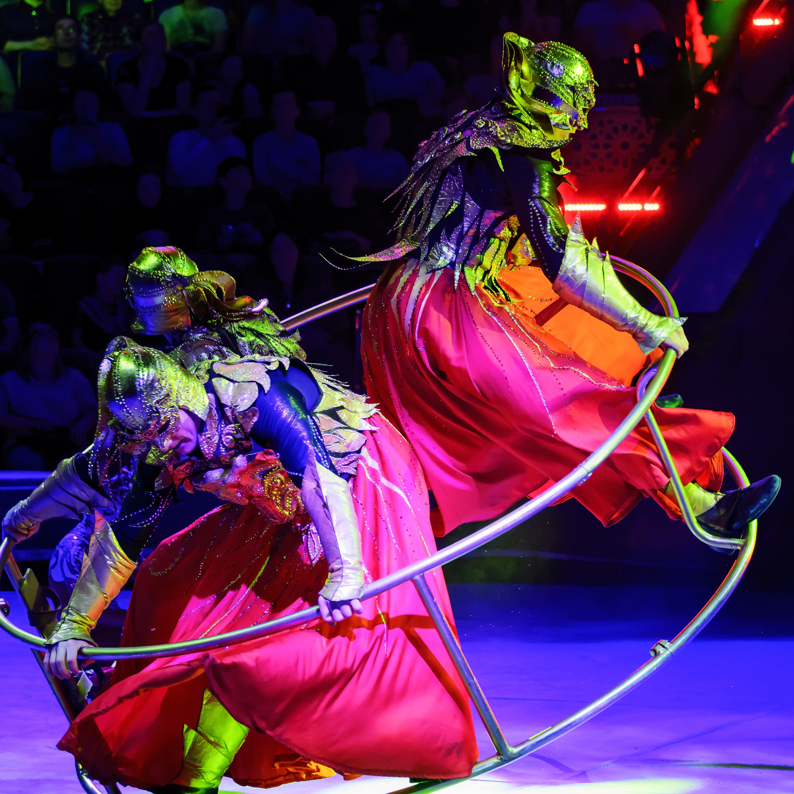 Песчаная сказка Гии Эрадзе — волшебное шоу 🎪, которое должен увидеть каждый, кто ценит красоту🌹, талант 🎭 и умение мечтать 💫. Цирковой фотограф Андрей Пухов (Jazz)