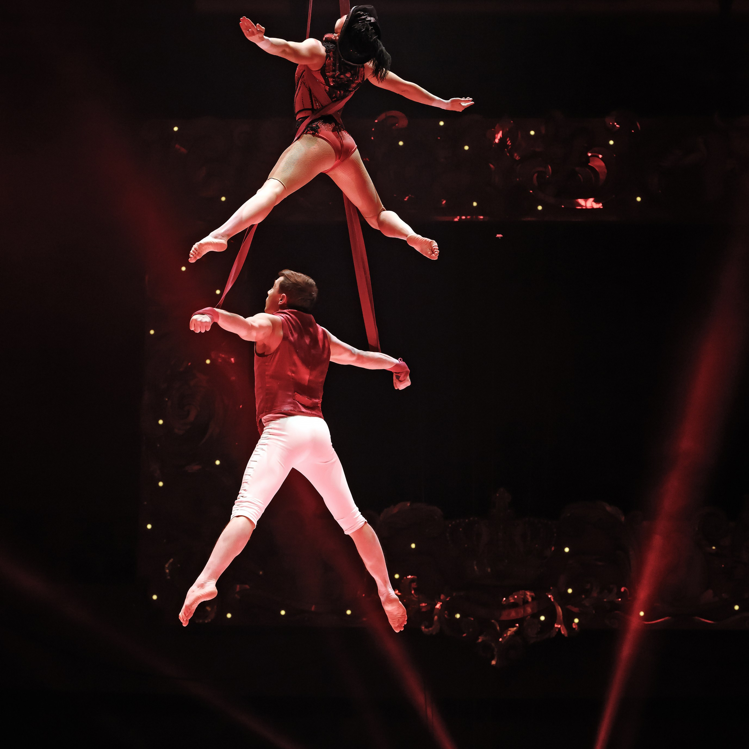 ГРАНДИОЗНОЕ ЦИРКОВОЕ ШОУ ЗАСЛУЖЕННОГО АРТИСТА РОССИИ ГИИ ЭРАДЗЕ. Фотограф Андрей Пухов (Jazz)