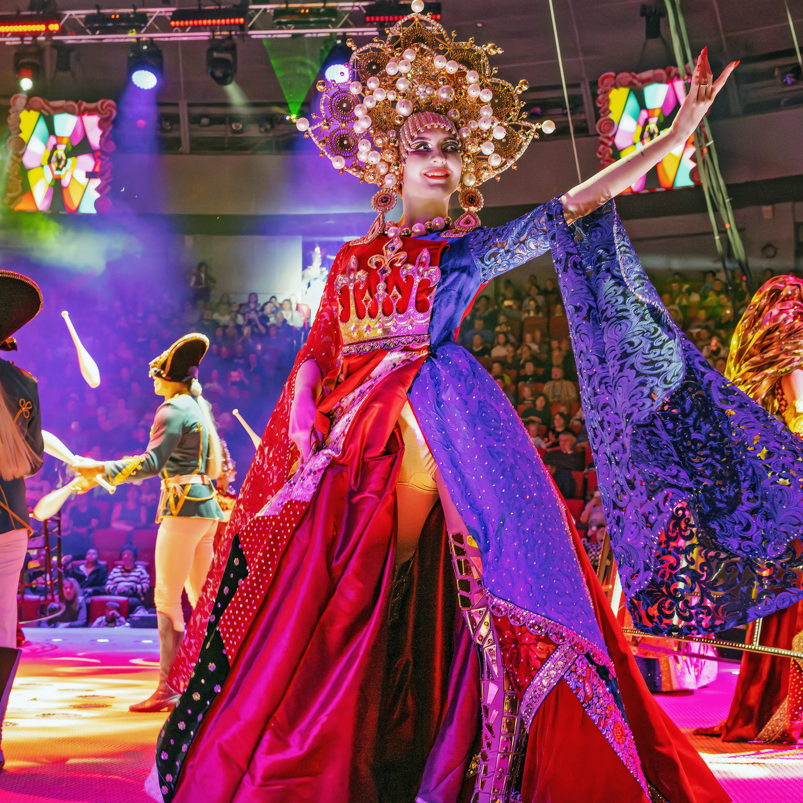 Шоу фонтанов «Принц цирка» 🎪 09.11.2024. Фотограф Андрей Пухов (Jazz)