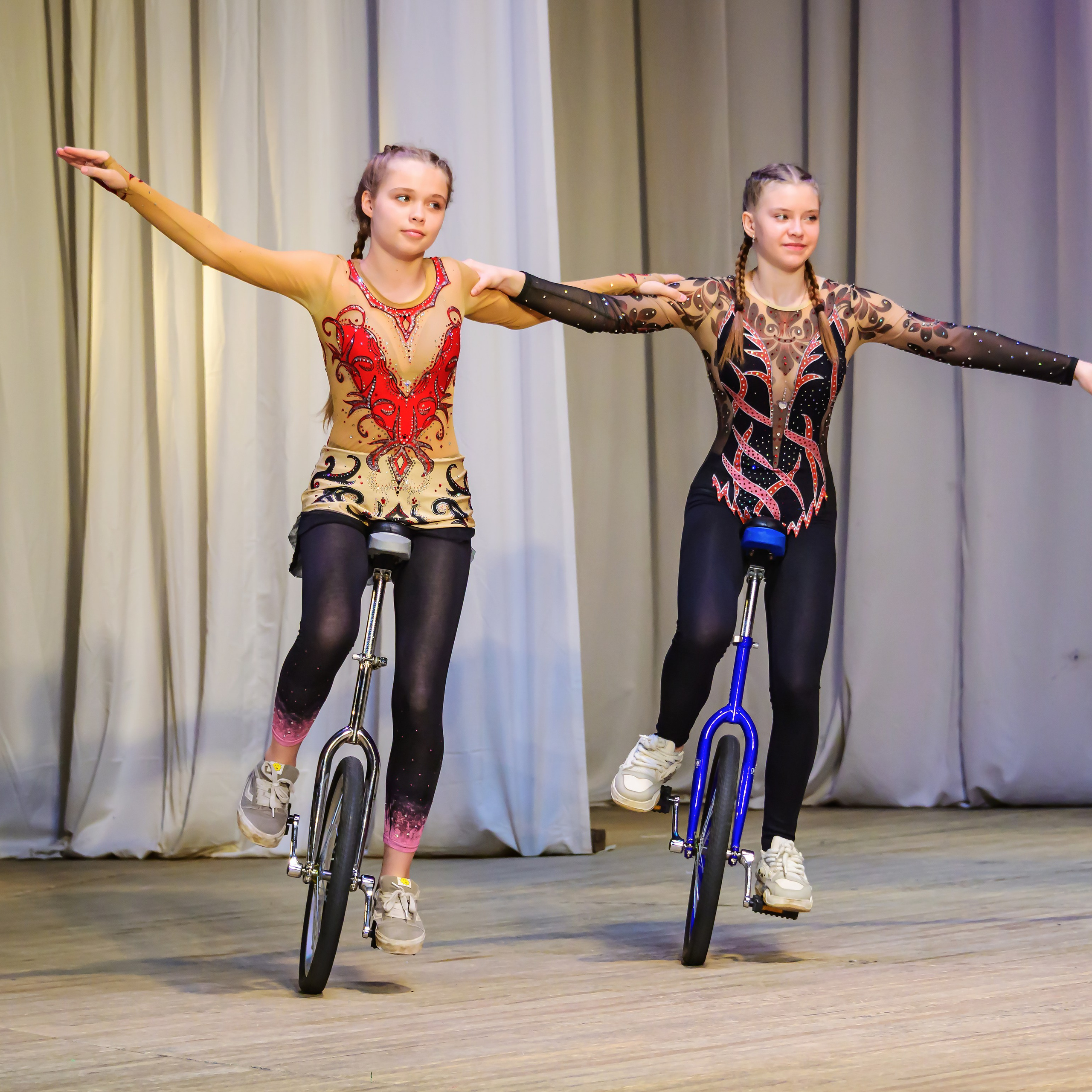 Народный коллектив, цирк «Юность» ДК ГАЗ, г. Нижний Новгород 👏. Фотограф Андрей Пухов (Jazz)