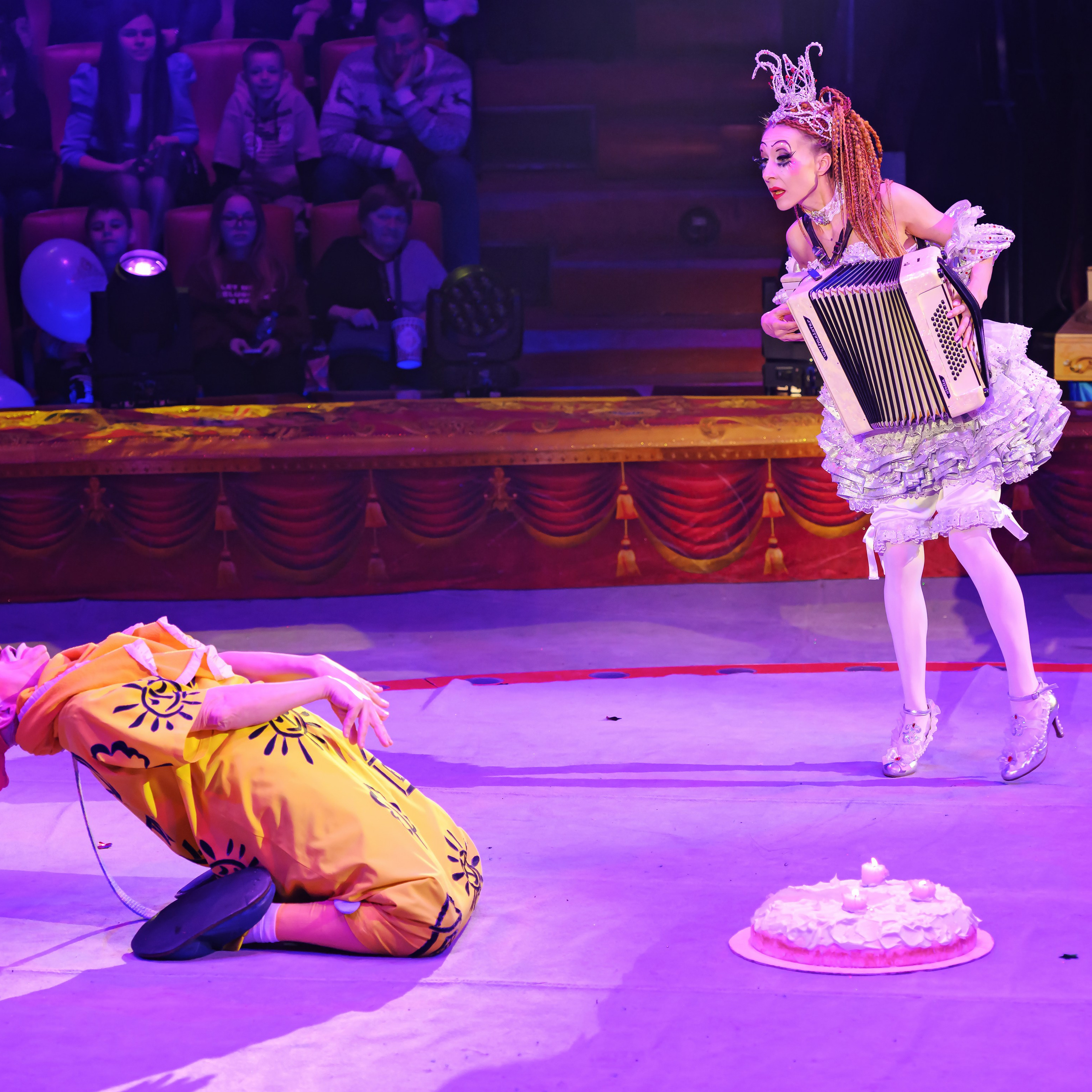 ГРАНДИОЗНОЕ ЦИРКОВОЕ ШОУ ЗАСЛУЖЕННОГО АРТИСТА РОССИИ ГИИ ЭРАДЗЕ. Фотограф Андрей Пухов (Jazz)