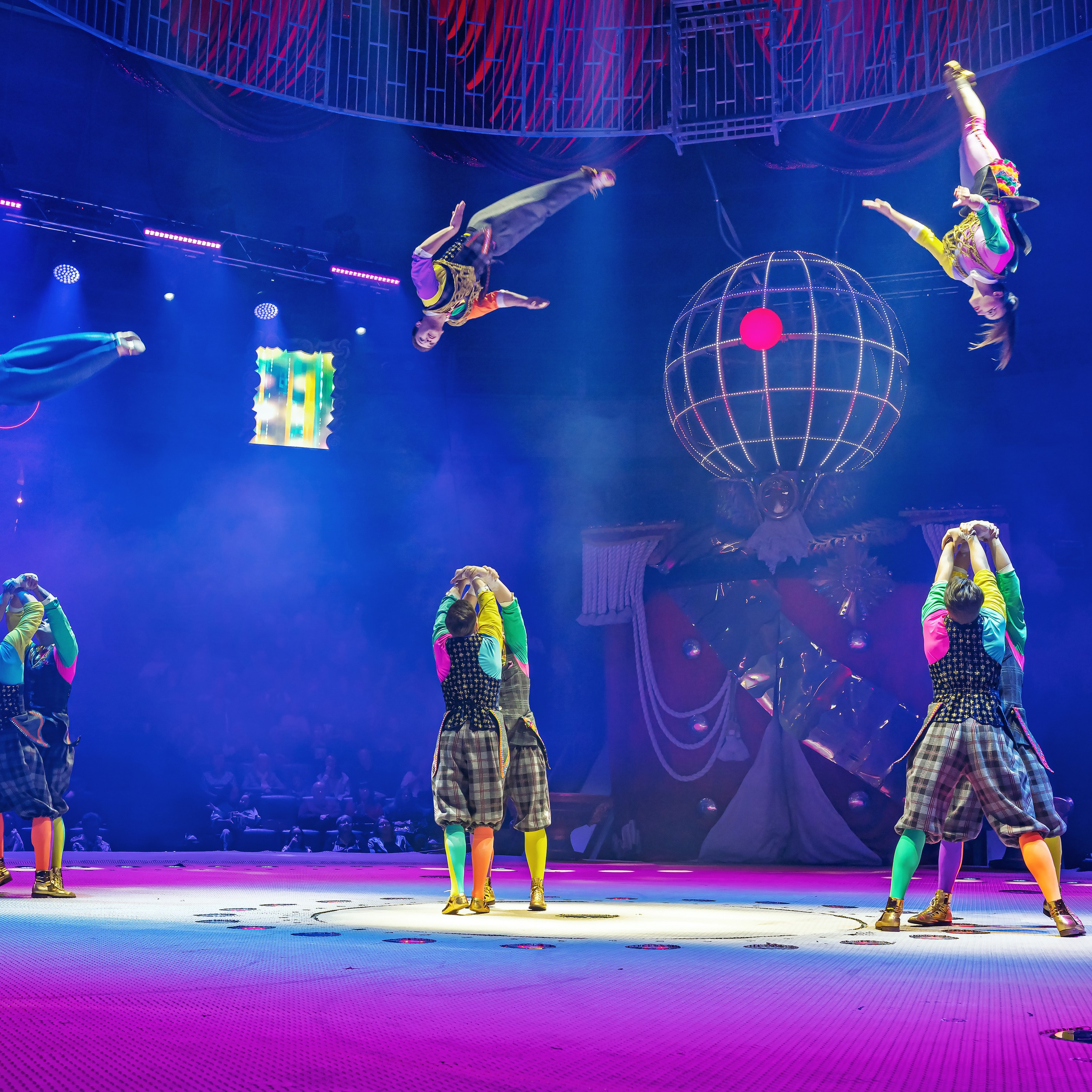 Шоу фонтанов «Принц цирка» 🎪 09.11.2024. Фотограф Андрей Пухов (Jazz)