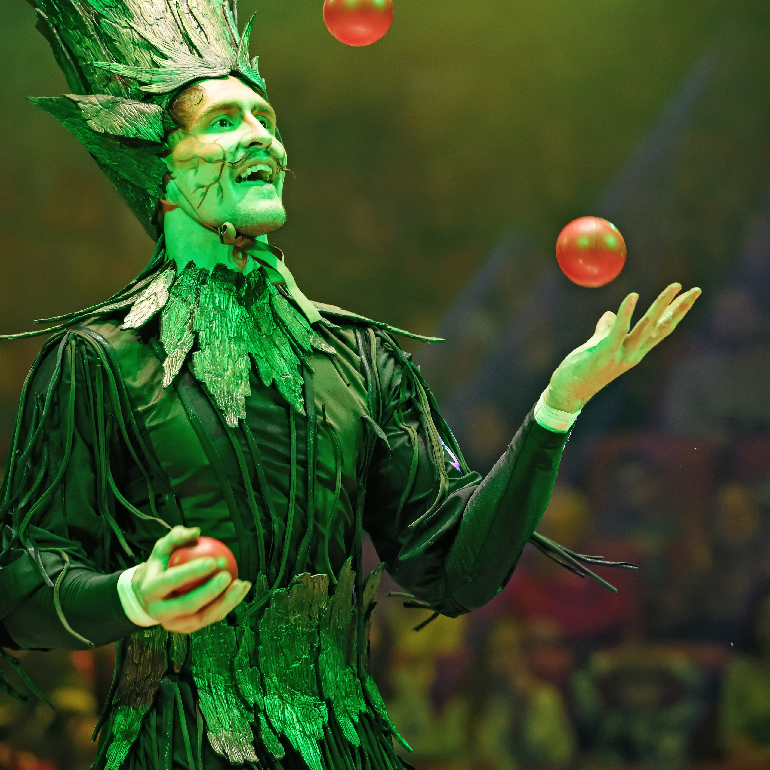 «13 месяцев. Шоу ледяных фонтанов»❄💙. Фотограф Андрей Пухов (Jazz)