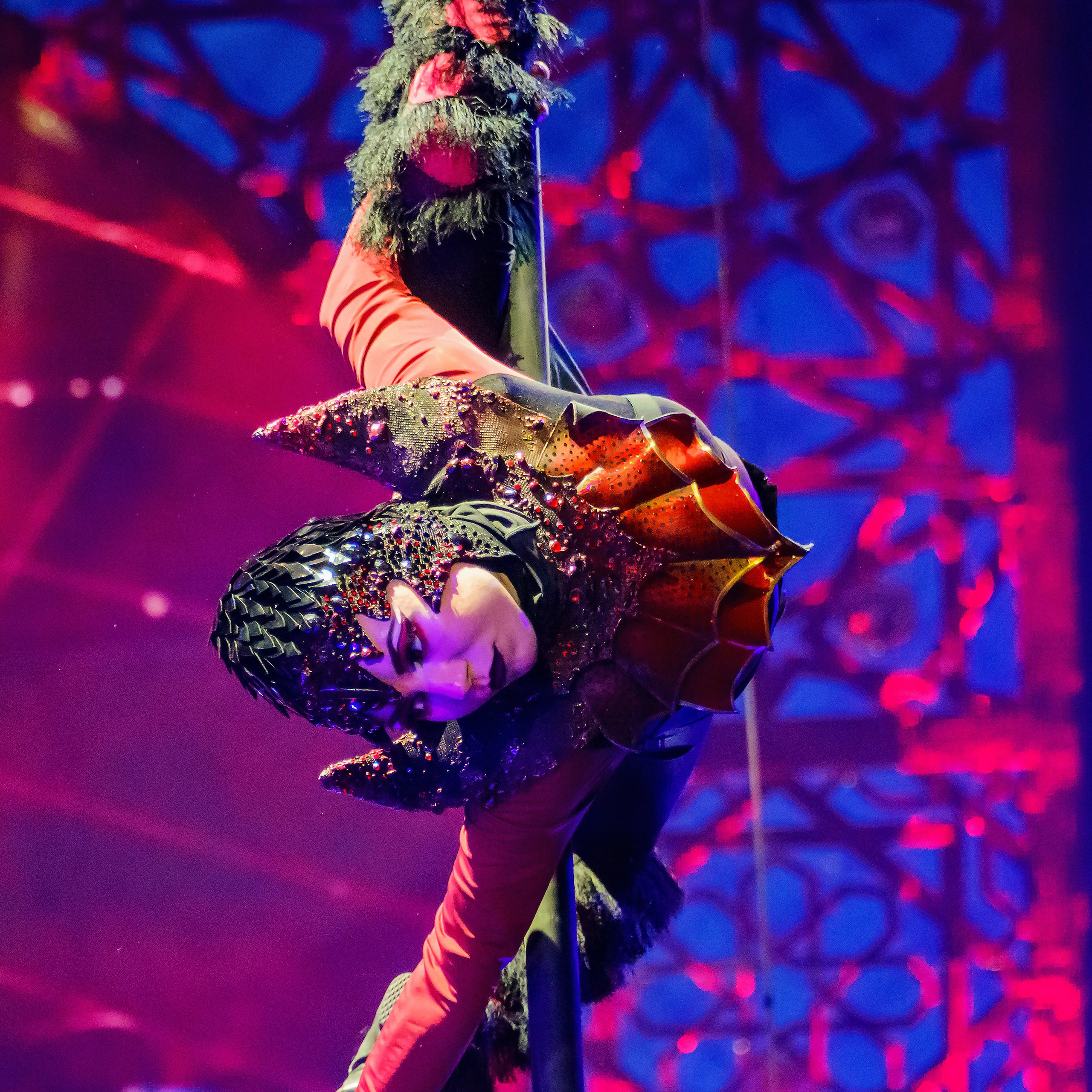 Песчаная сказка Гии Эрадзе — волшебное шоу 🎪, которое должен увидеть каждый, кто ценит красоту🌹, талант 🎭 и умение мечтать 💫. Цирковой фотограф Андрей Пухов (Jazz)