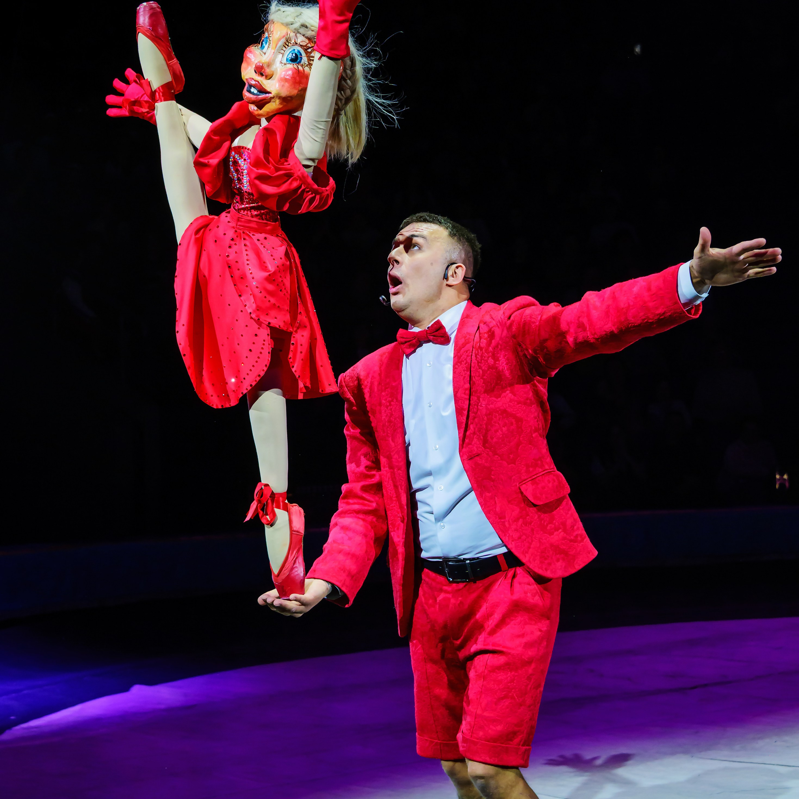 Песчаная сказка Гии Эрадзе — волшебное шоу 🎪, которое должен увидеть каждый, кто ценит красоту🌹, талант 🎭 и умение мечтать 💫. Цирковой фотограф Андрей Пухов (Jazz)