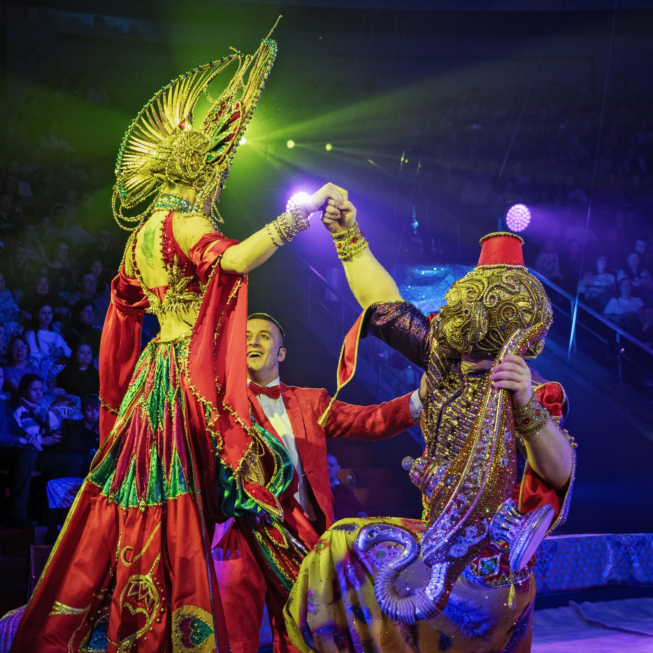 Песчаная сказка Гии Эрадзе — волшебное шоу 🎪, которое должен увидеть каждый, кто ценит красоту🌹, талант 🎭 и умение мечтать 💫. Цирковой фотограф Андрей Пухов (Jazz)