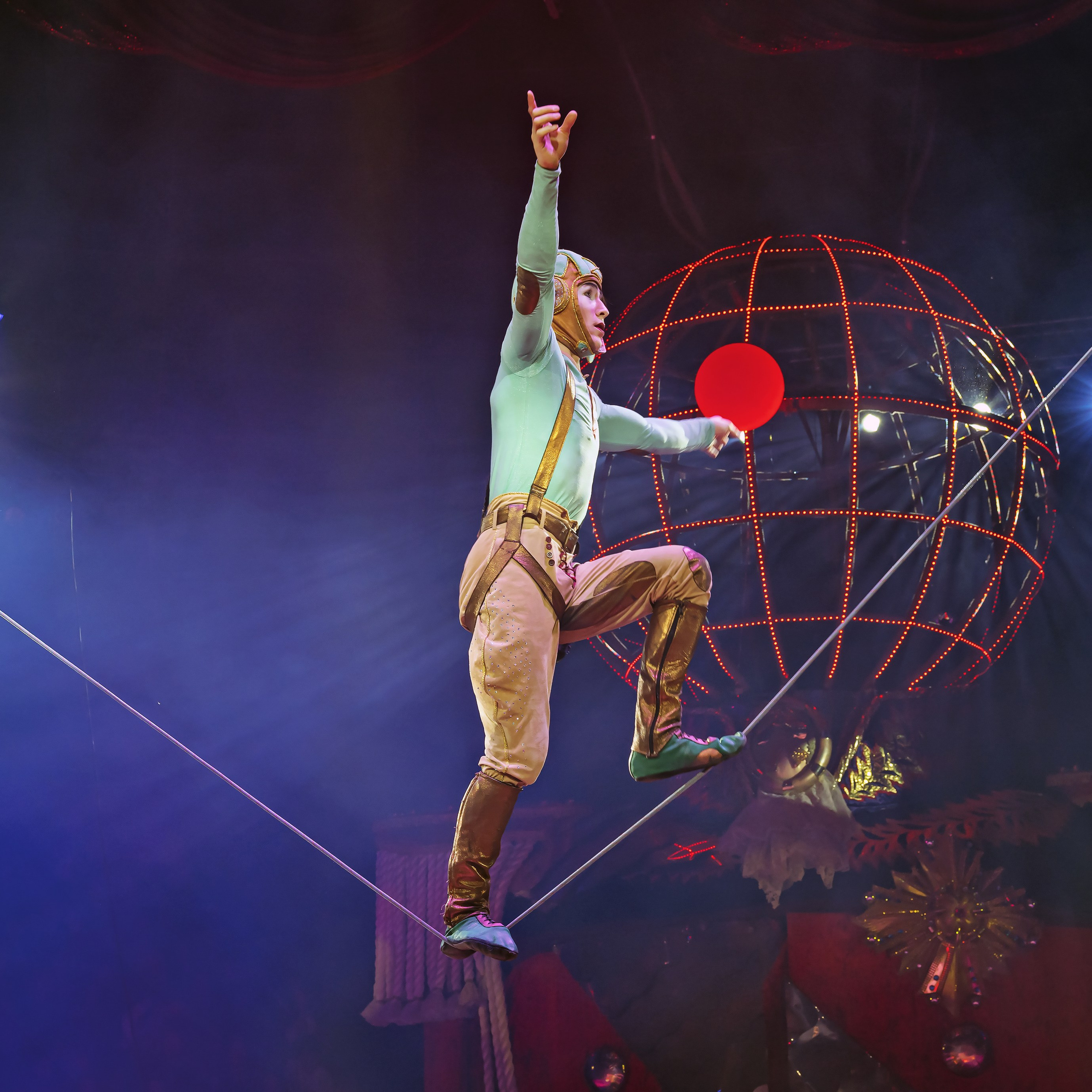 Шоу фонтанов «Принц цирка» 🎪 09.11.2024. Фотограф Андрей Пухов (Jazz)