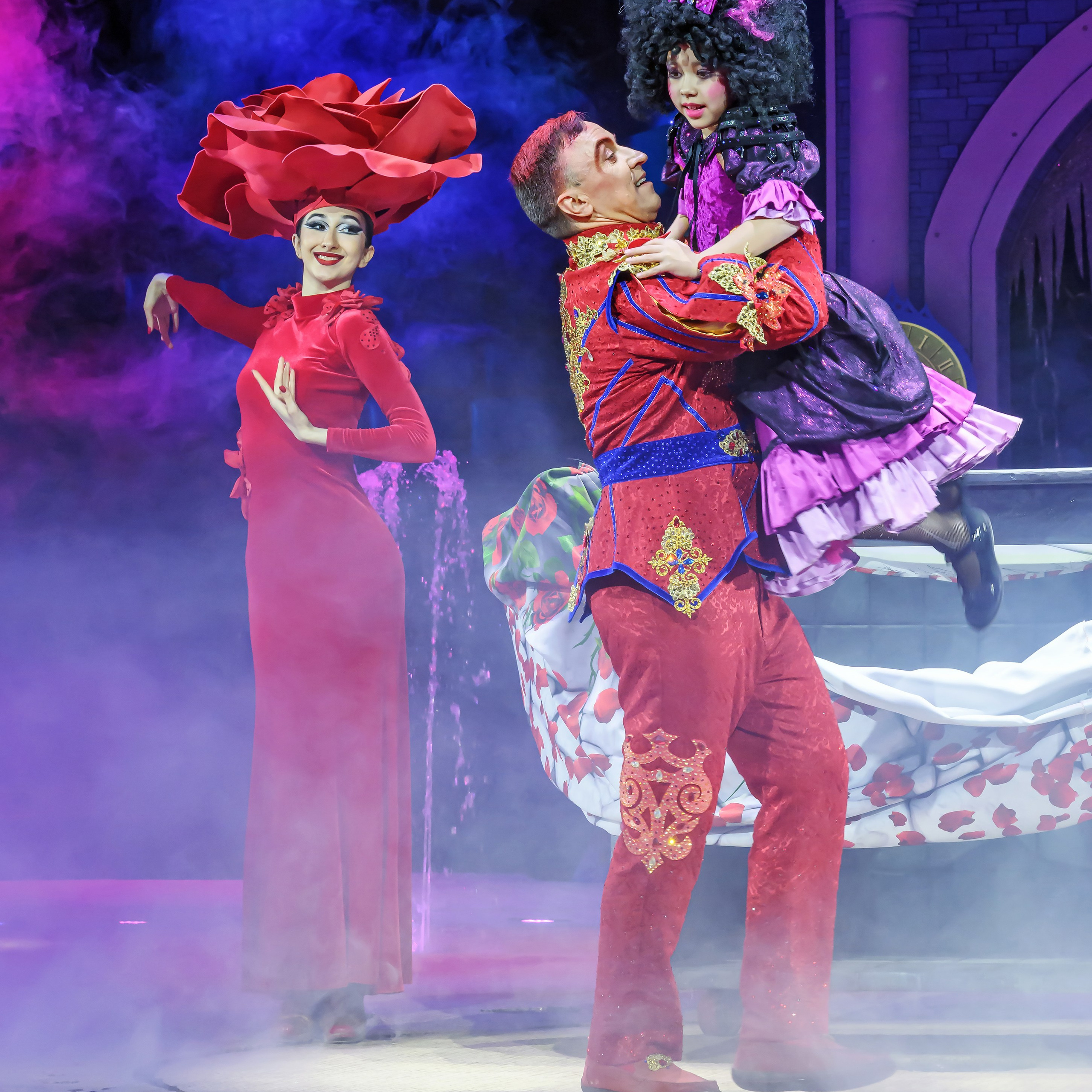 «13 месяцев. Шоу ледяных фонтанов»❄💙. Фотограф Андрей Пухов (Jazz)