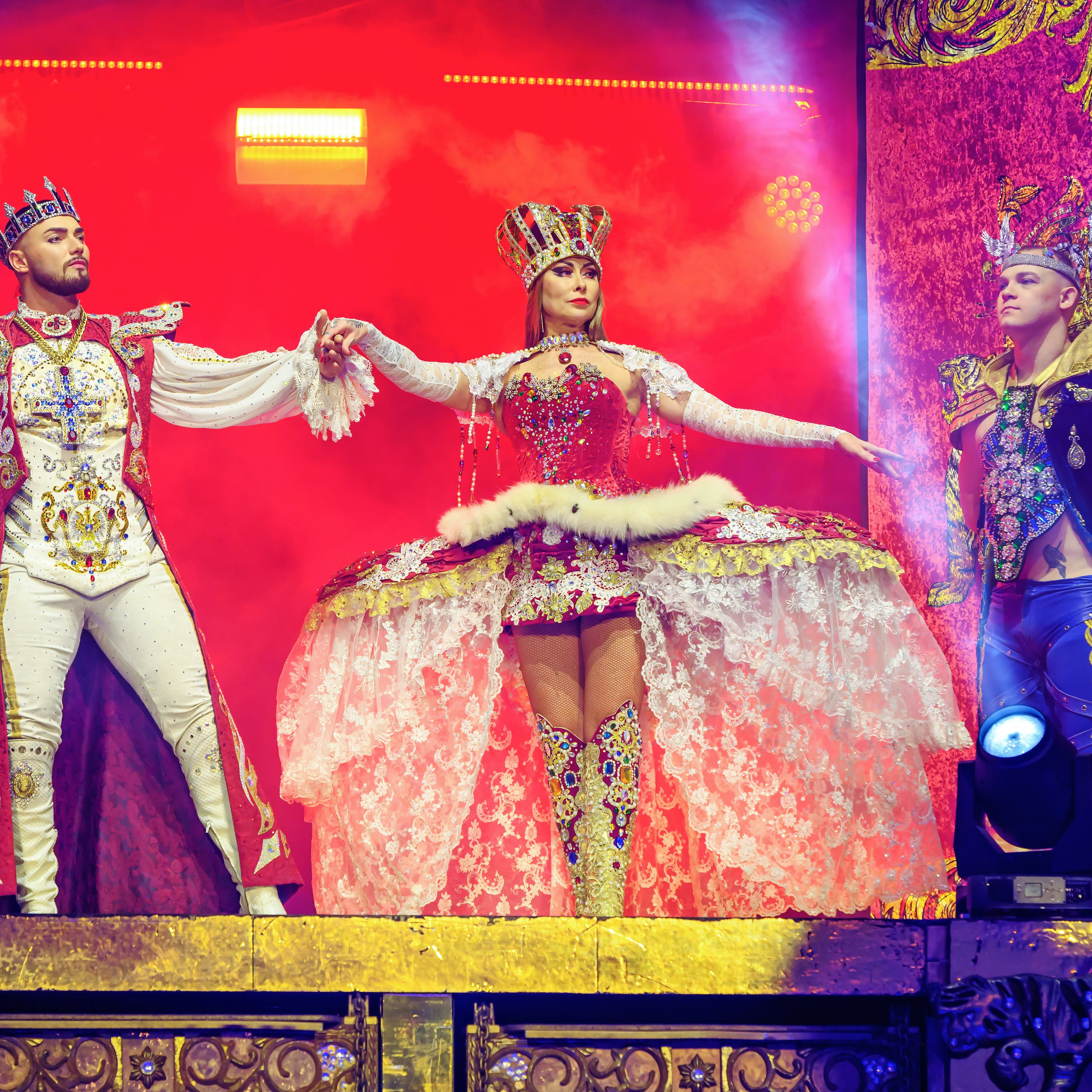 ГРАНДИОЗНОЕ ЦИРКОВОЕ ШОУ ЗАСЛУЖЕННОГО АРТИСТА РОССИИ ГИИ ЭРАДЗЕ. Фотограф Андрей Пухов (Jazz)