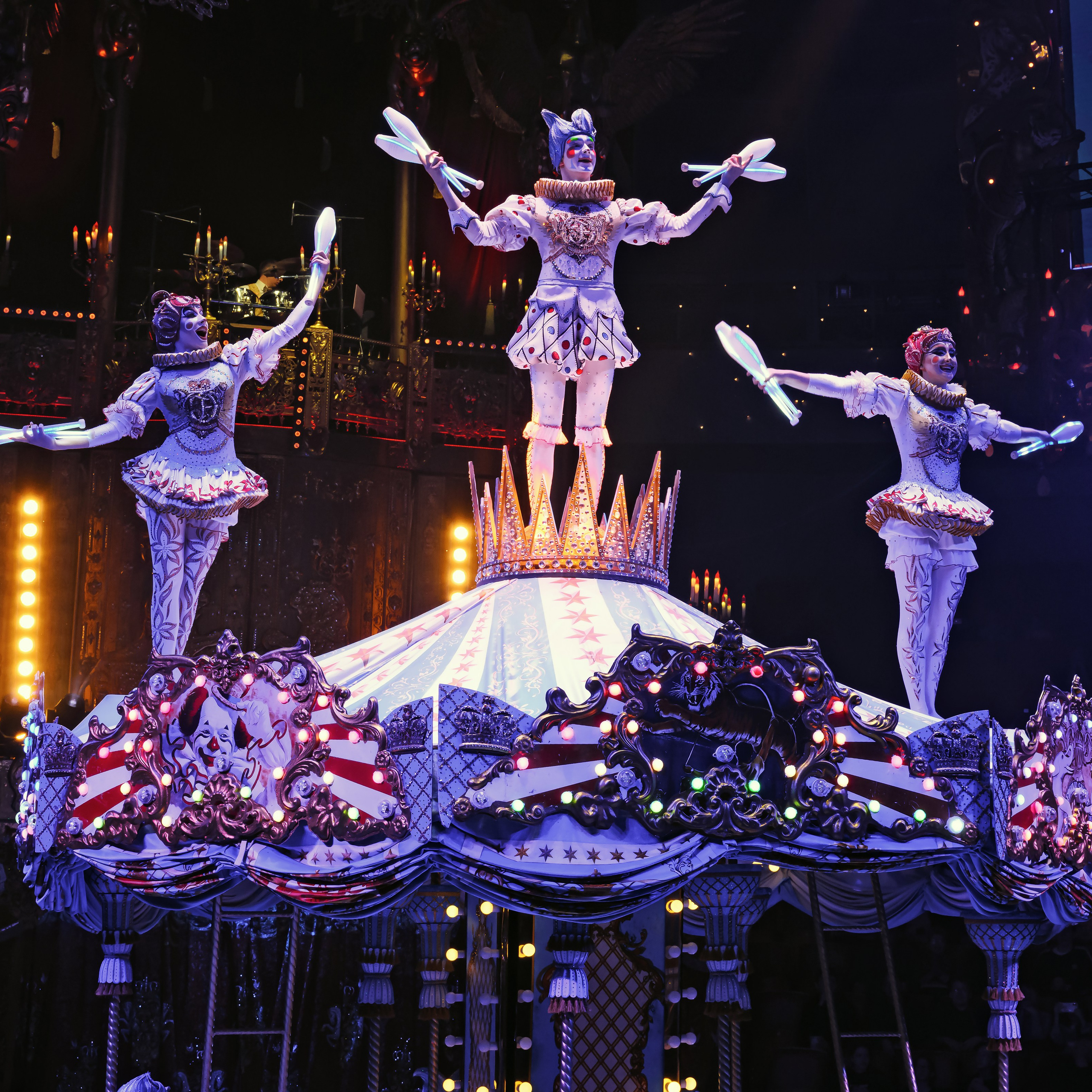 Шоу «Королевский цирк». Фотограф Андрей Пухов (Jazz)