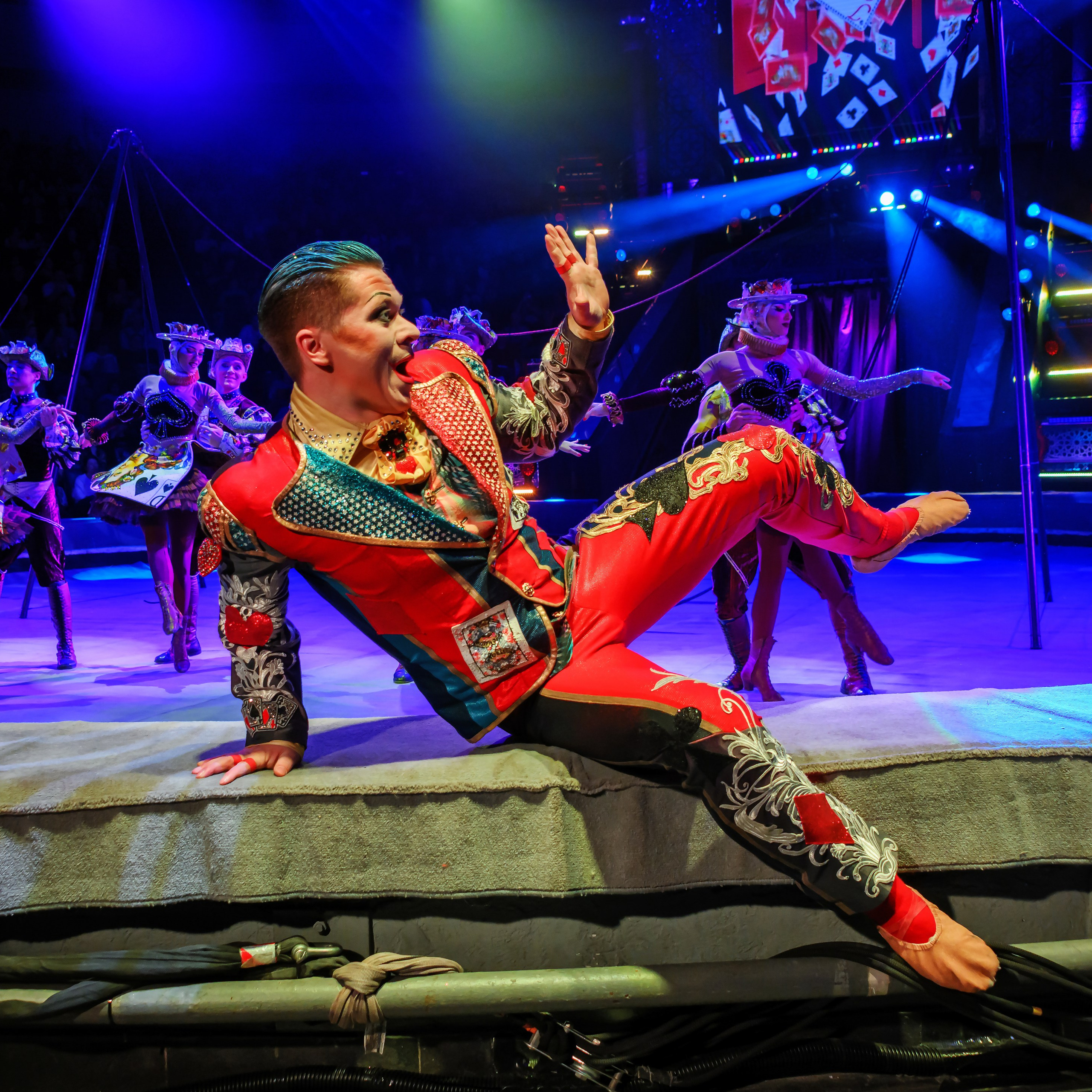 Песчаная сказка Гии Эрадзе — волшебное шоу 🎪, которое должен увидеть каждый, кто ценит красоту🌹, талант 🎭 и умение мечтать 💫. Цирковой фотограф Андрей Пухов (Jazz)