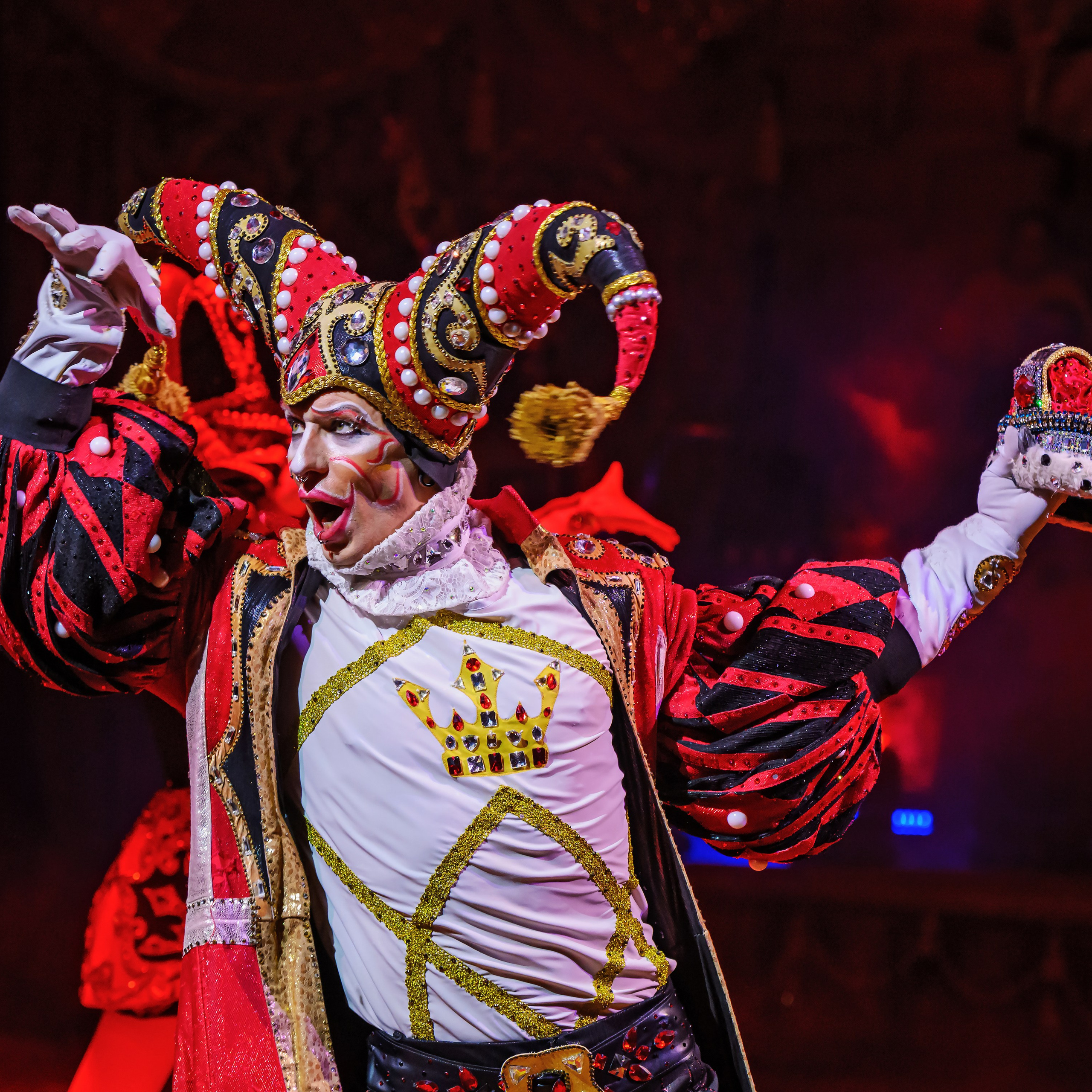 ГРАНДИОЗНОЕ ЦИРКОВОЕ ШОУ ЗАСЛУЖЕННОГО АРТИСТА РОССИИ ГИИ ЭРАДЗЕ. Фотограф Андрей Пухов (Jazz)