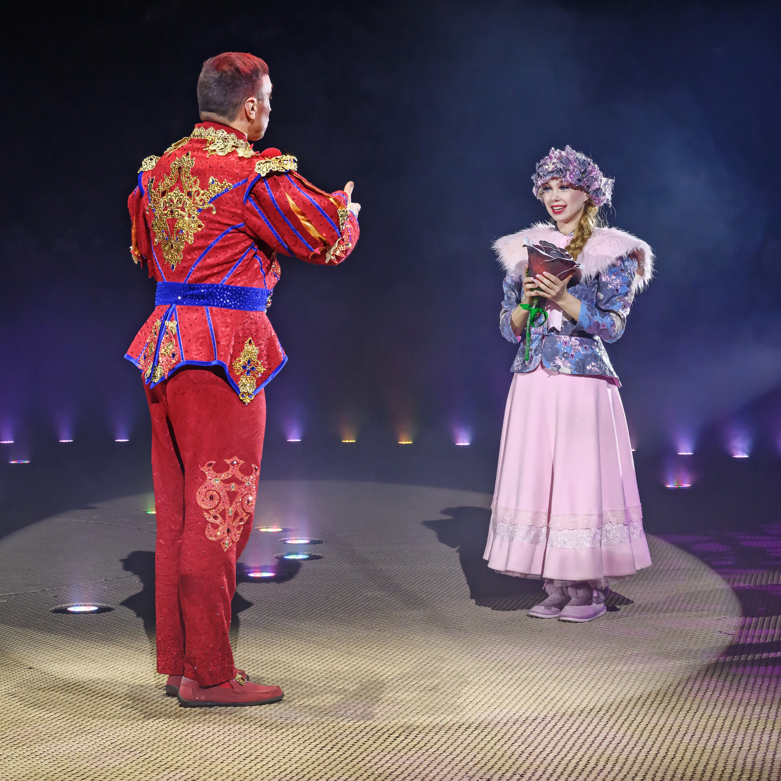 «13 месяцев. Шоу ледяных фонтанов»❄💙. Фотограф Андрей Пухов (Jazz)