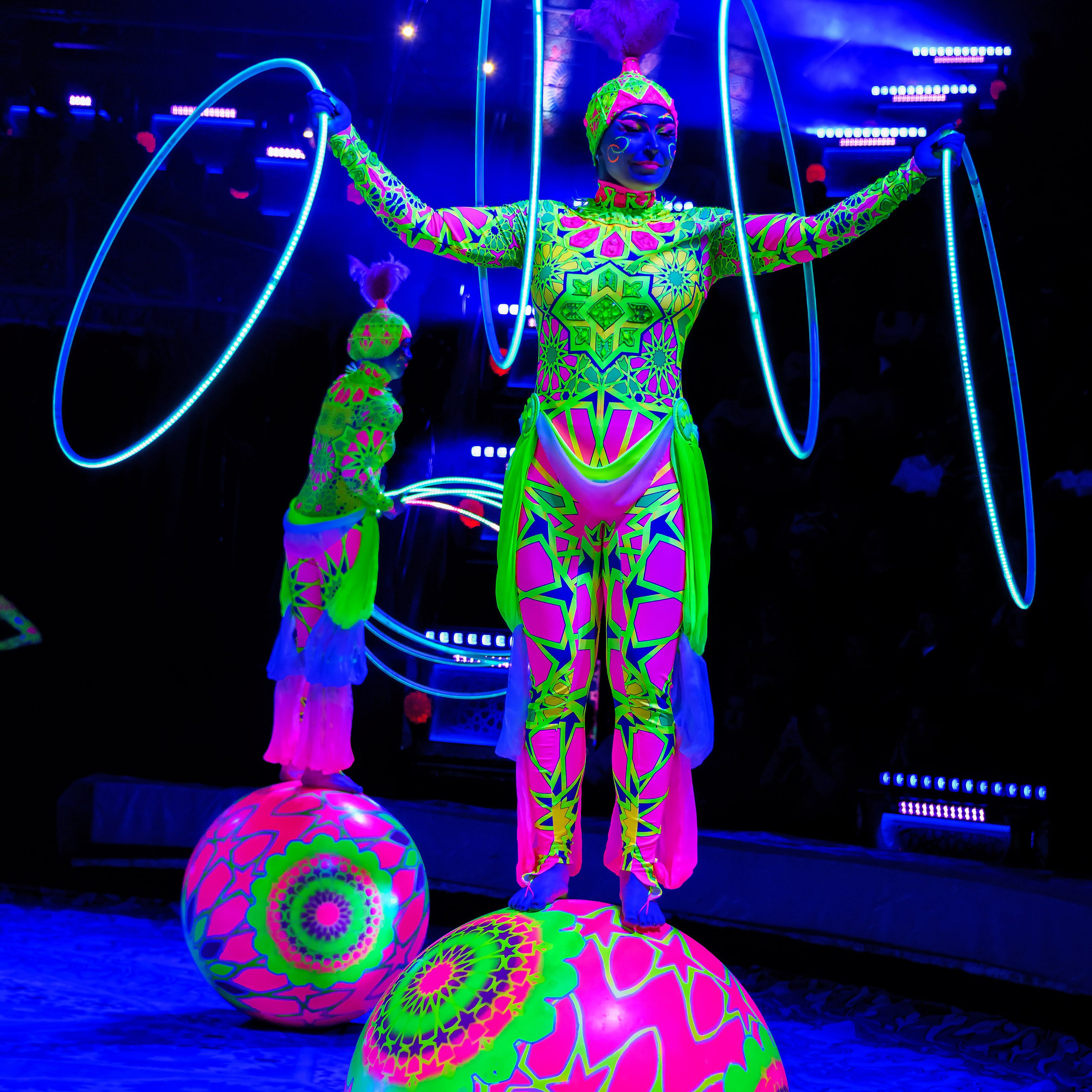 Песчаная сказка Гии Эрадзе — волшебное шоу 🎪, которое должен увидеть каждый, кто ценит красоту🌹, талант 🎭 и умение мечтать 💫. Цирковой фотограф Андрей Пухов (Jazz)