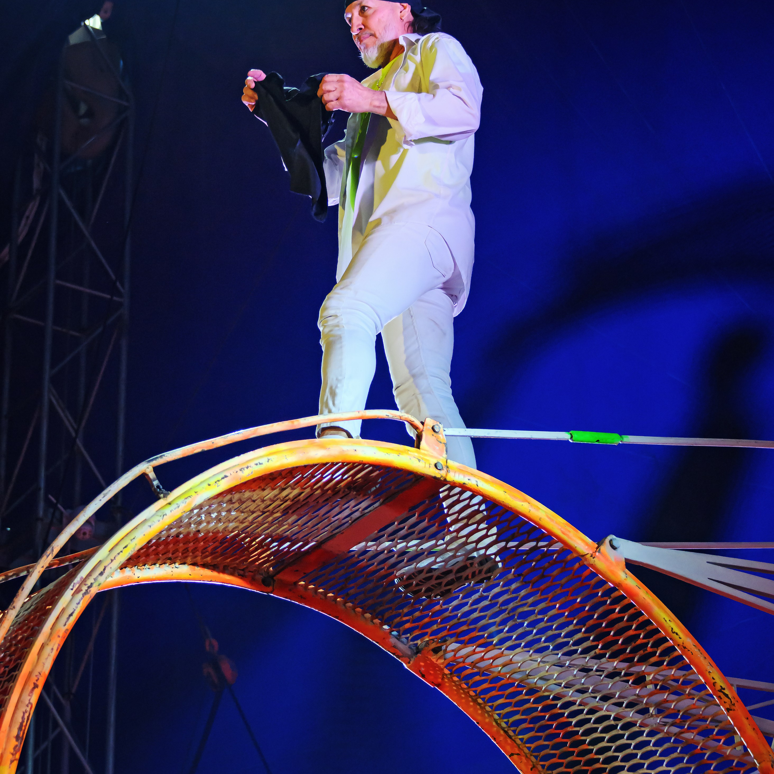 Международный цирк"HAPPY CIRCUS». Фотограф Андрей Пухов (Jazz)