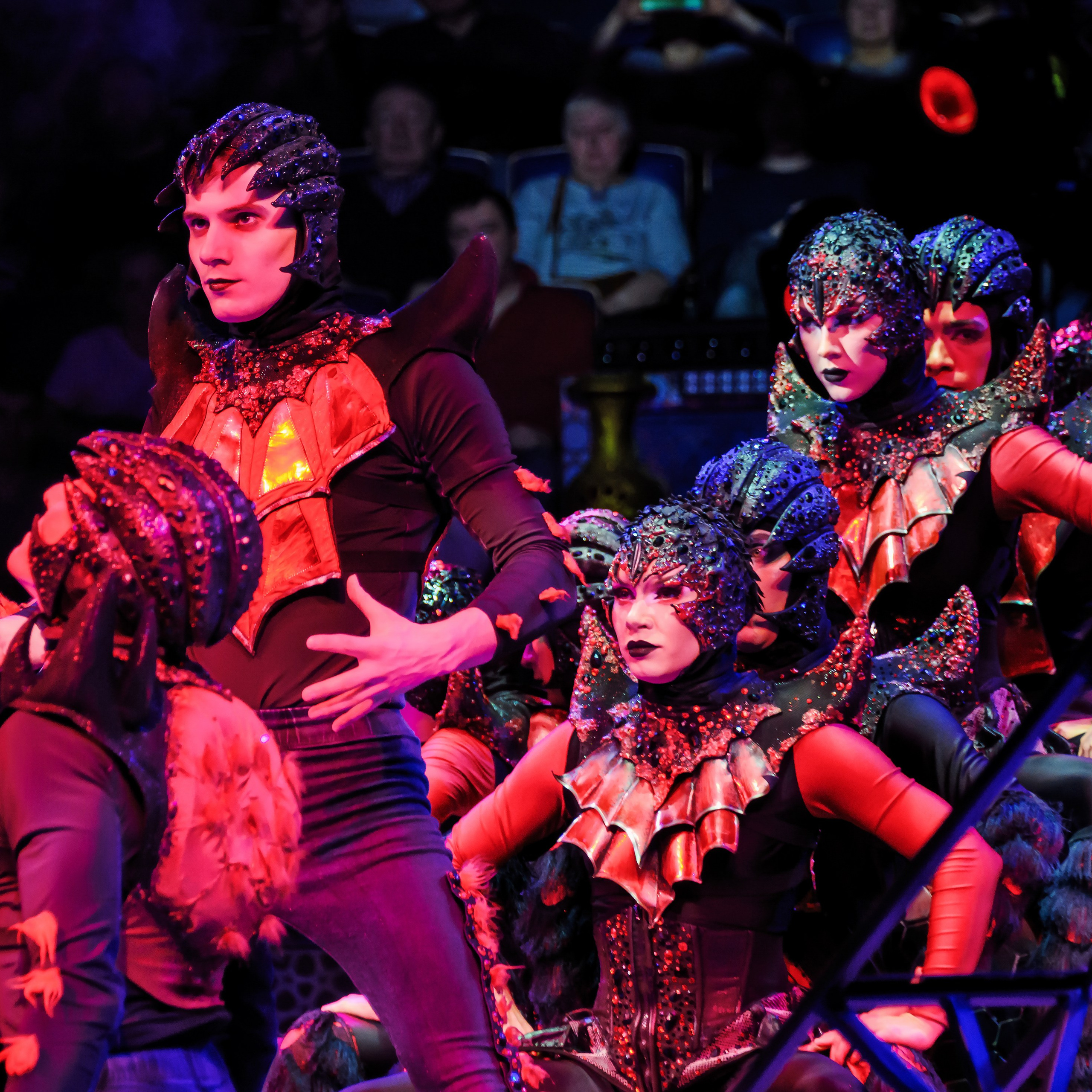 Песчаная сказка Гии Эрадзе — волшебное шоу 🎪, которое должен увидеть каждый, кто ценит красоту🌹, талант 🎭 и умение мечтать 💫. Цирковой фотограф Андрей Пухов (Jazz)