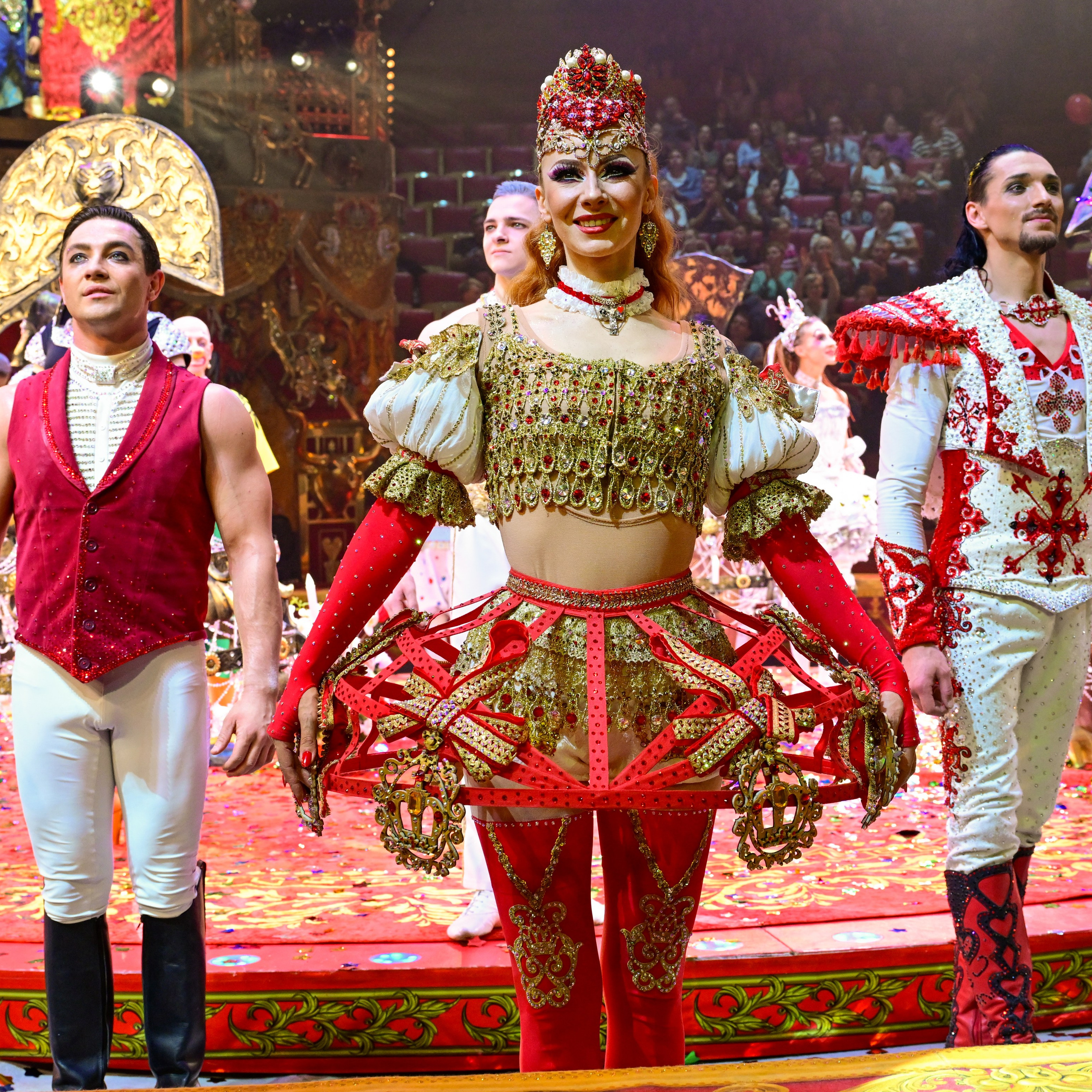 Шоу «Королевский цирк». Фотограф Андрей Пухов (Jazz)