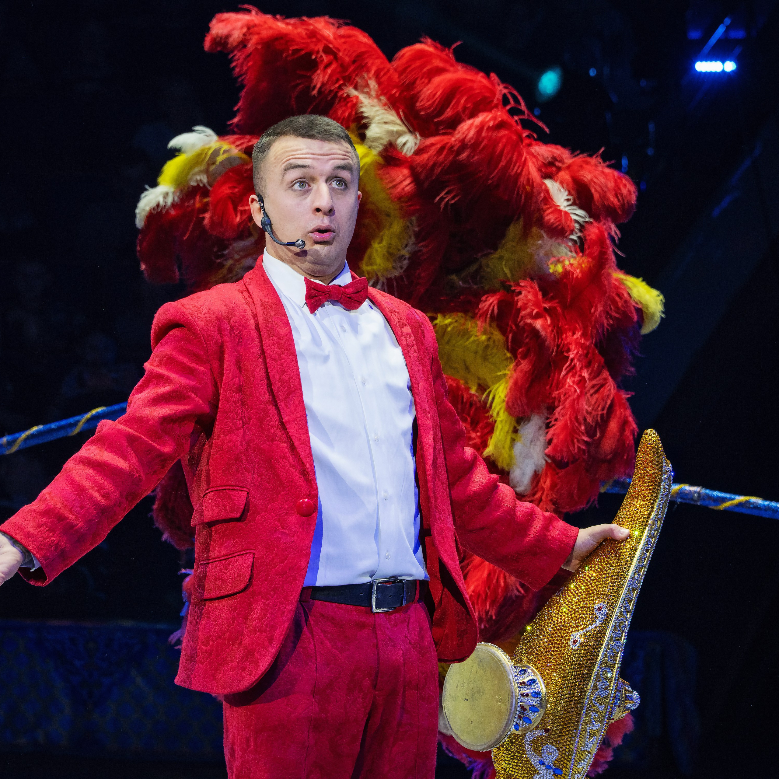 Песчаная сказка Гии Эрадзе — волшебное шоу 🎪, которое должен увидеть каждый, кто ценит красоту🌹, талант 🎭 и умение мечтать 💫. Цирковой фотограф Андрей Пухов (Jazz)