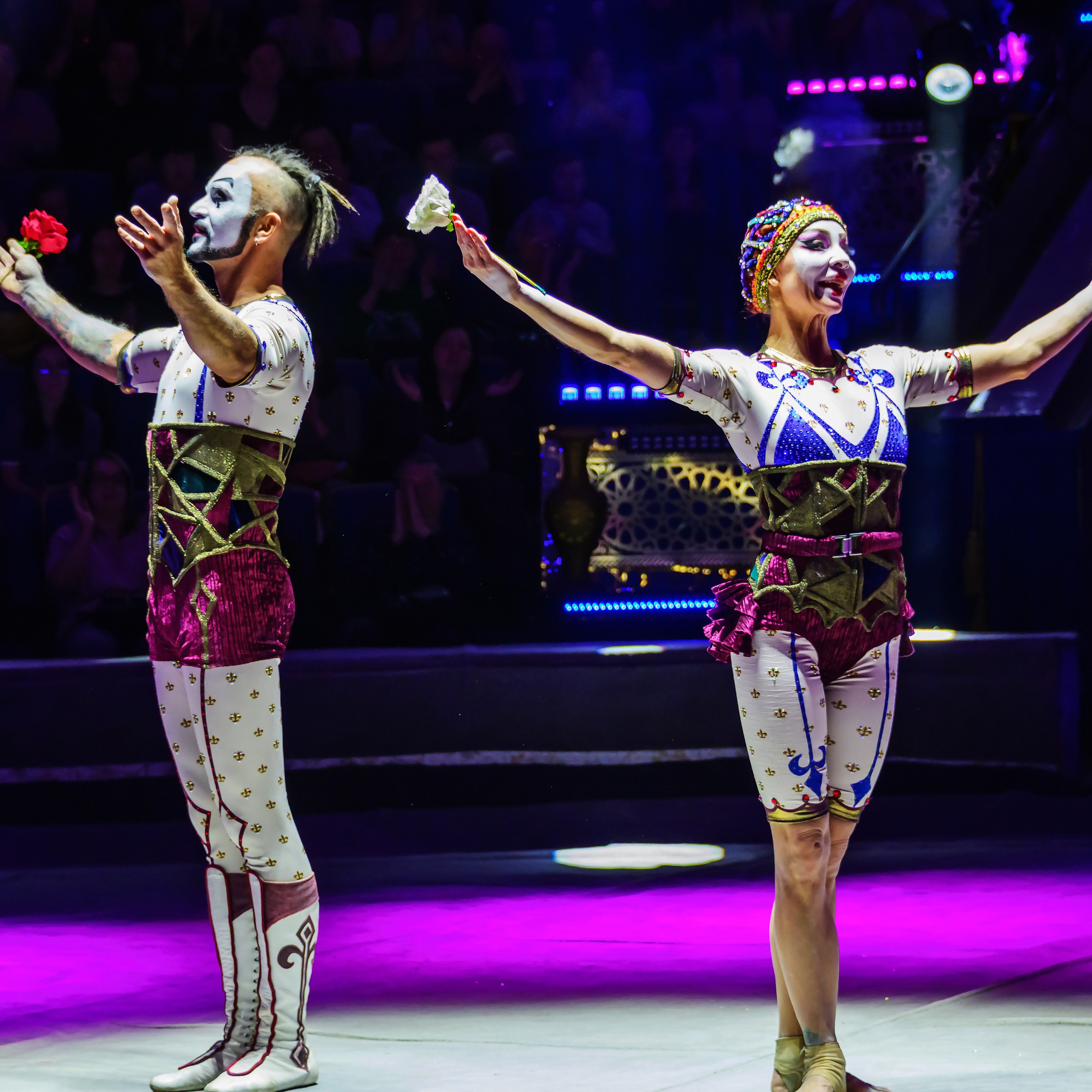 Песчаная сказка Гии Эрадзе — волшебное шоу 🎪, которое должен увидеть каждый, кто ценит красоту🌹, талант 🎭 и умение мечтать 💫. Цирковой фотограф Андрей Пухов (Jazz)