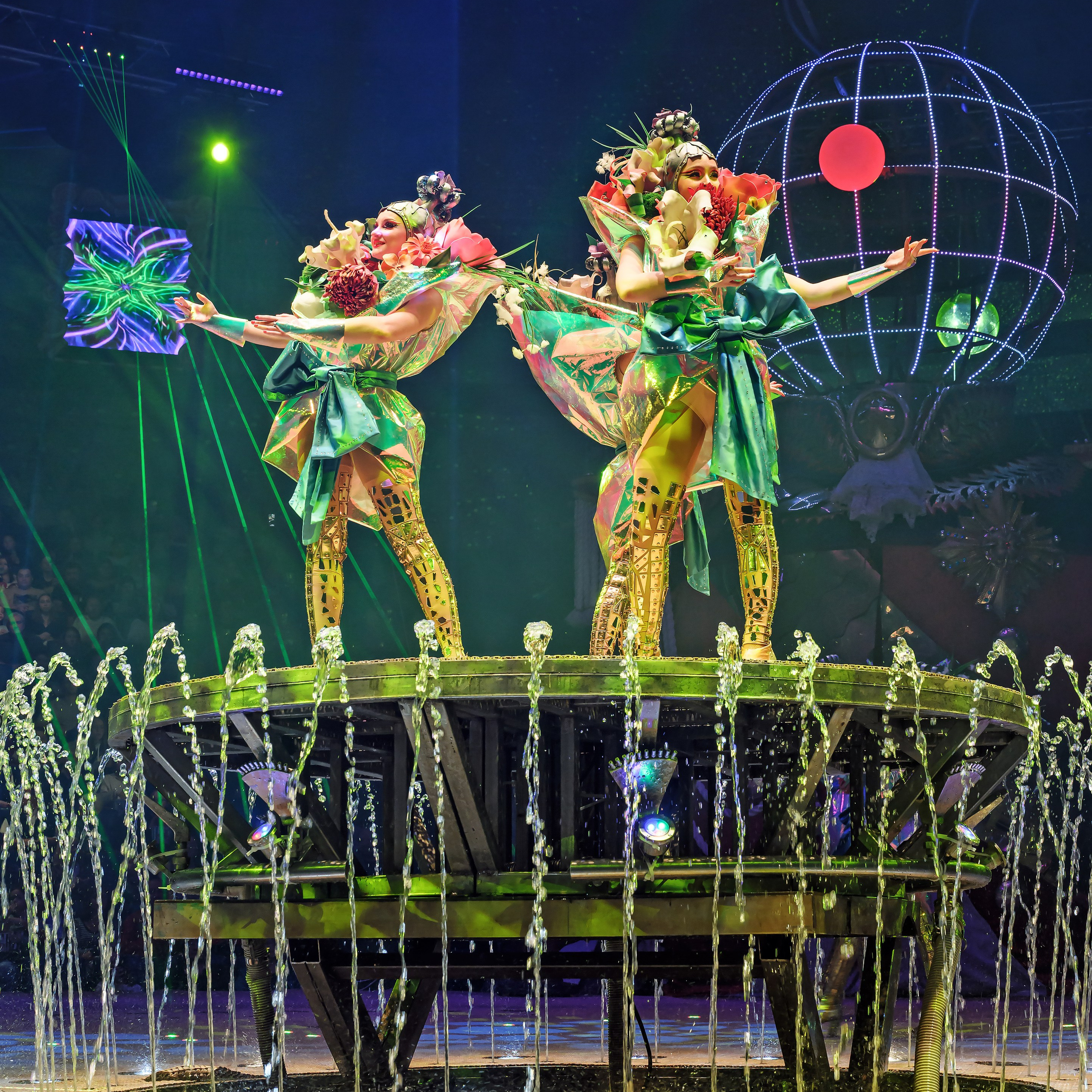 Шоу фонтанов «Принц цирка» 🎪 09.11.2024. Фотограф Андрей Пухов (Jazz)