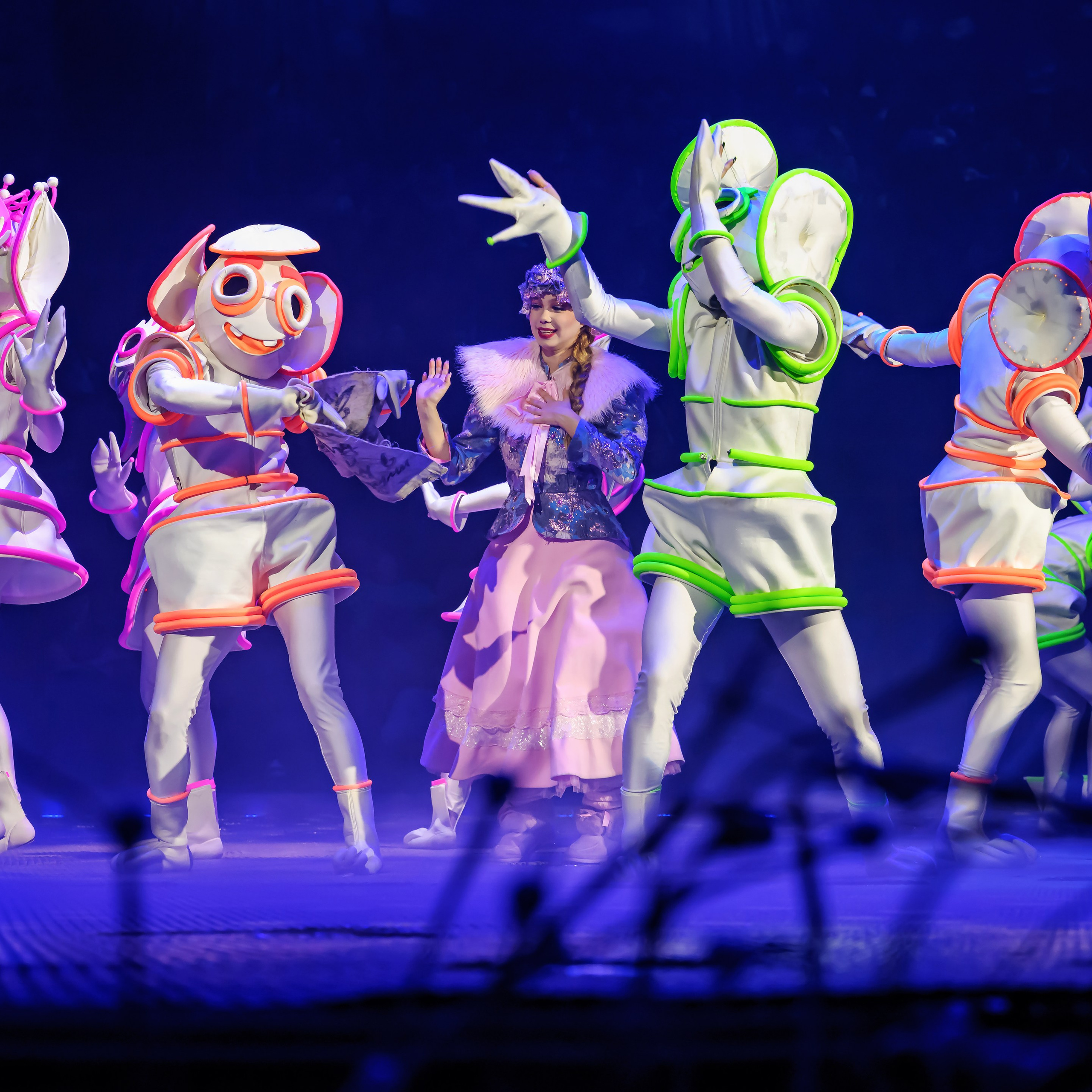 «13 месяцев. Шоу ледяных фонтанов»❄💙. Фотограф Андрей Пухов (Jazz)