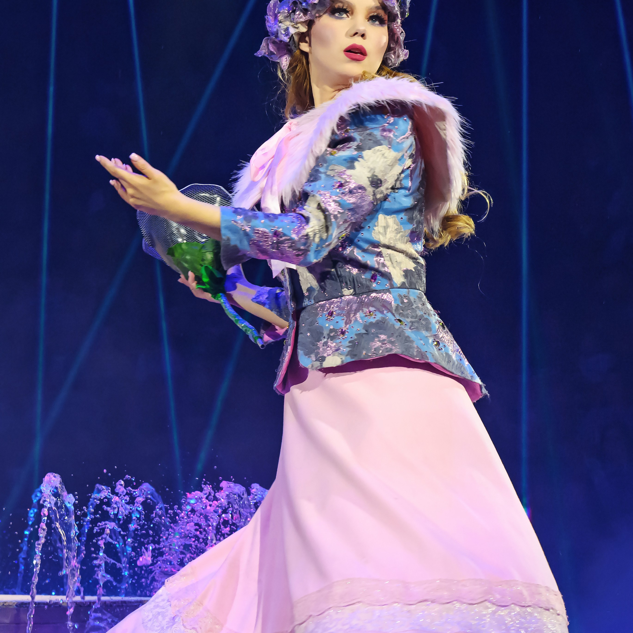 «13 месяцев. Шоу ледяных фонтанов»❄💙. Фотограф Андрей Пухов (Jazz)