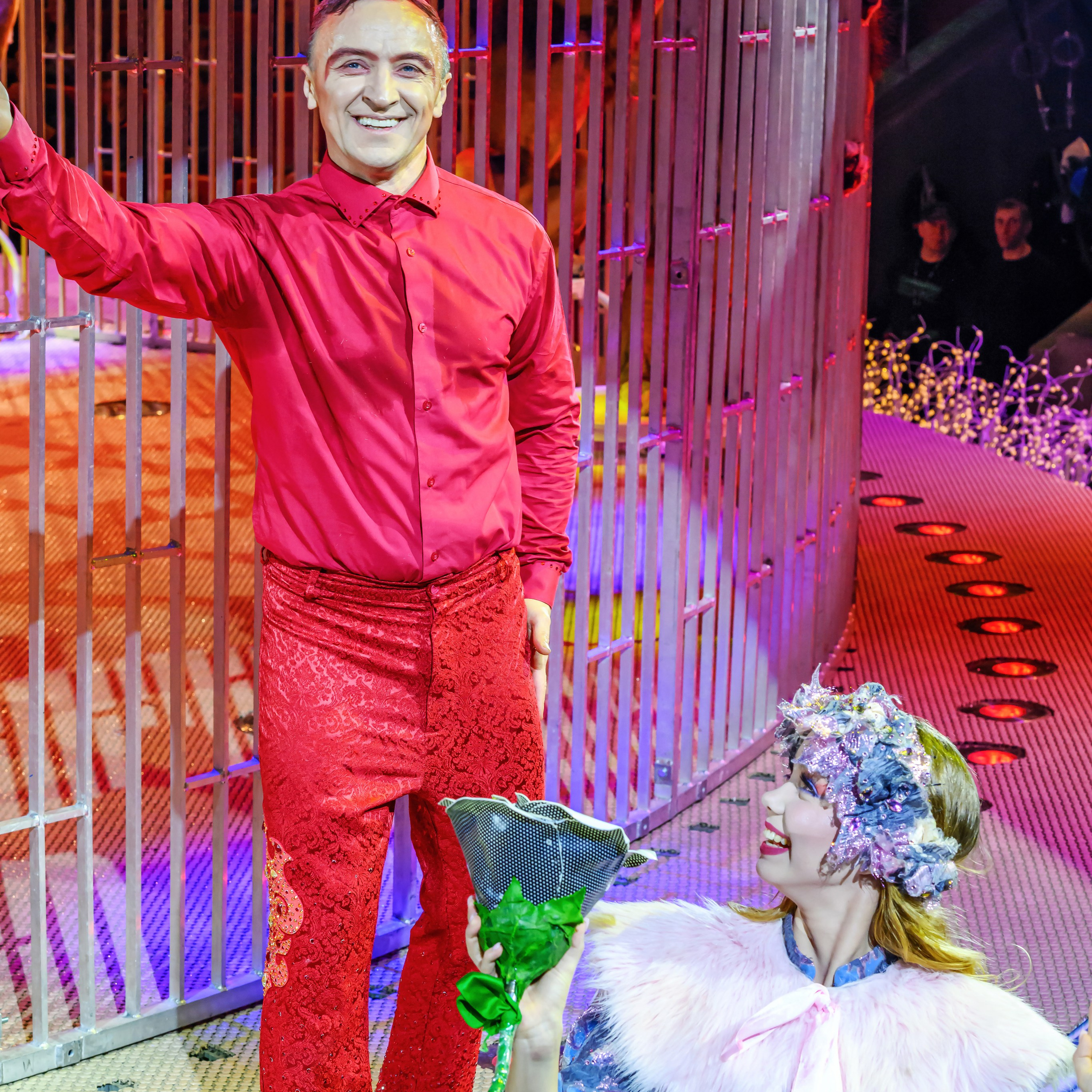 «13 месяцев. Шоу ледяных фонтанов»❄💙. Фотограф Андрей Пухов (Jazz)