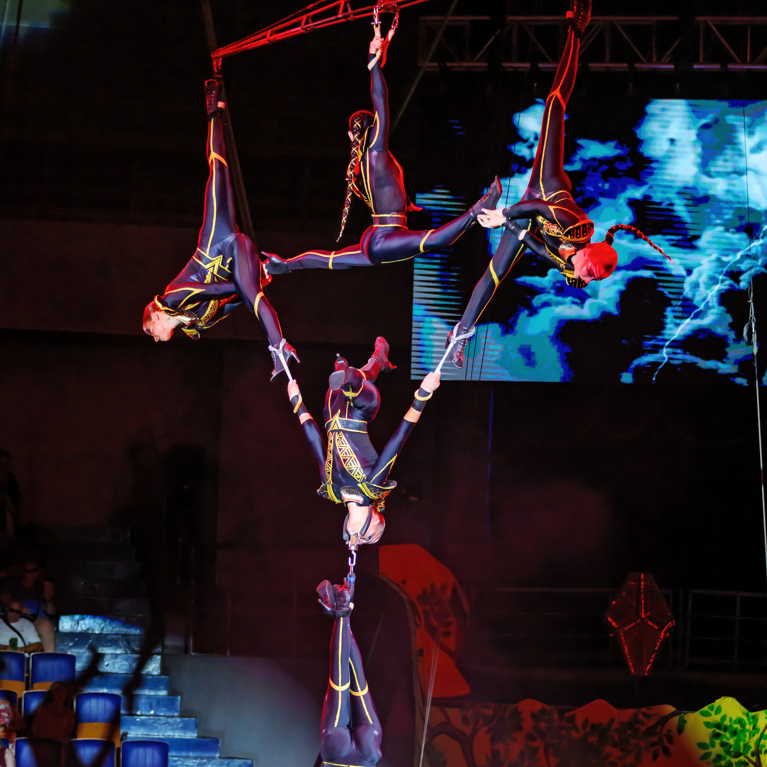 🎪 «Цирк на воде💦 🏰Царство фонтанов**»✨🌊🎭. Фотограф Андрей Пухов (Jazz)