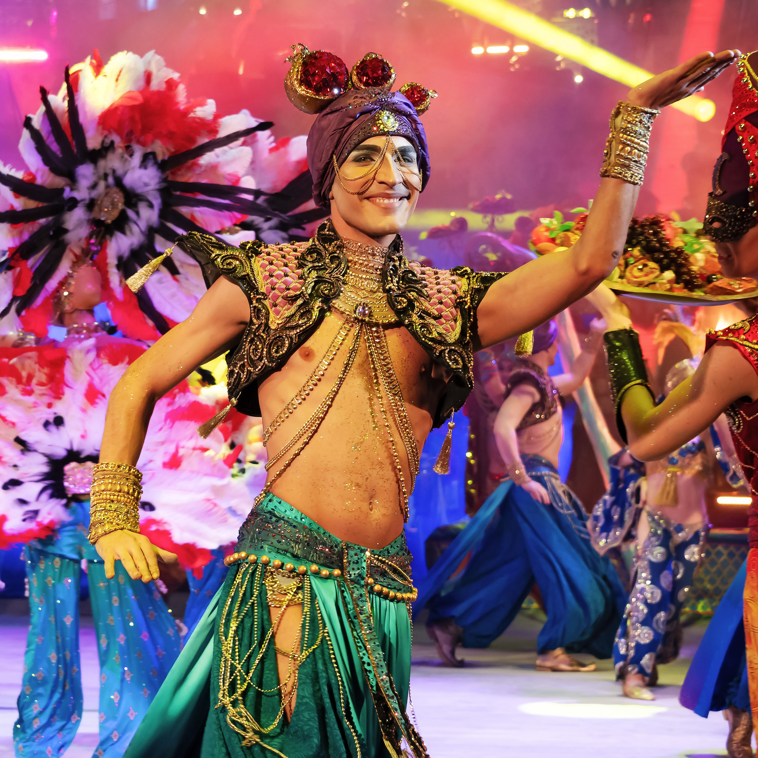 Песчаная сказка Гии Эрадзе — волшебное шоу 🎪, которое должен увидеть каждый, кто ценит красоту🌹, талант 🎭 и умение мечтать 💫. Цирковой фотограф Андрей Пухов (Jazz)