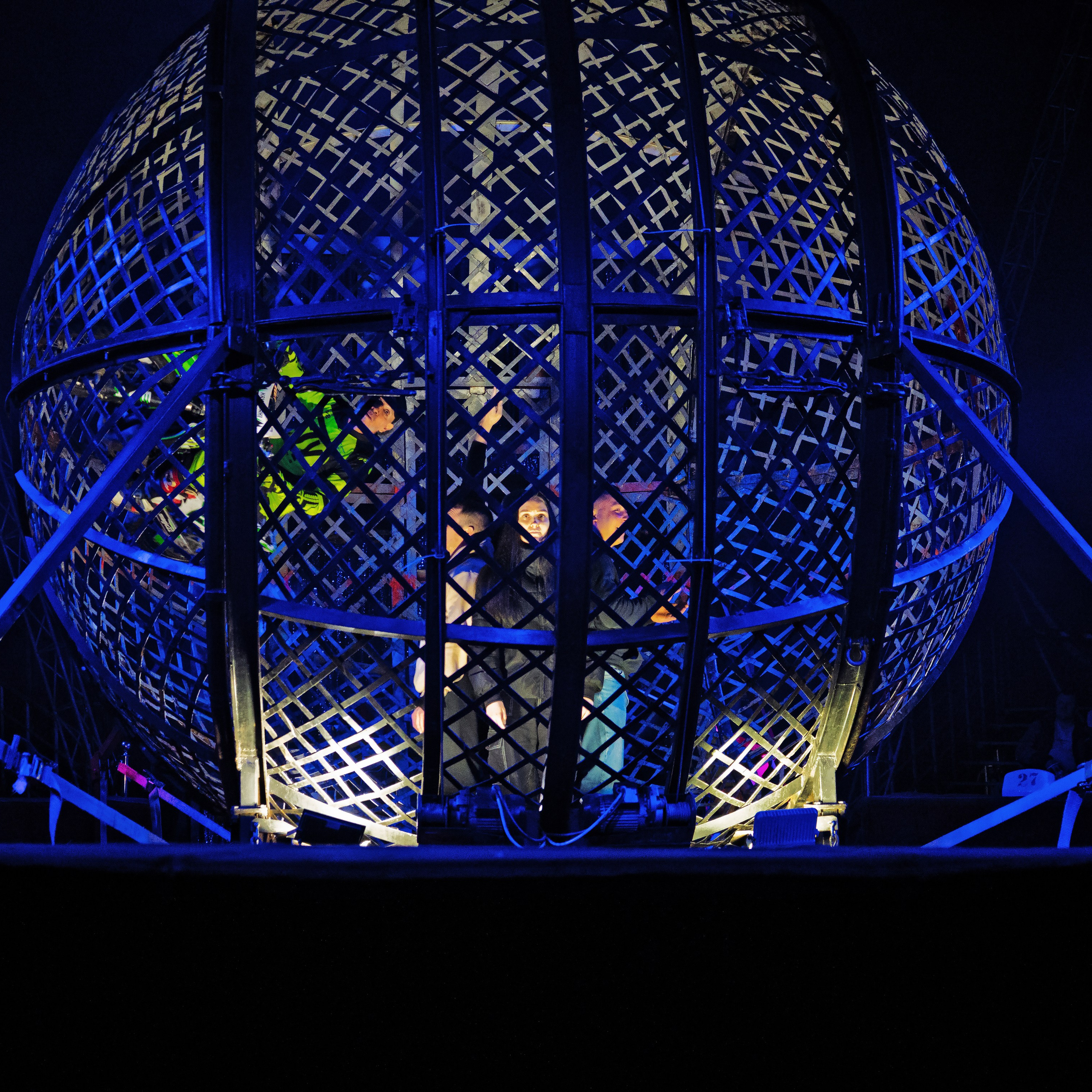 Международный цирк"HAPPY CIRCUS». Фотограф Андрей Пухов (Jazz)